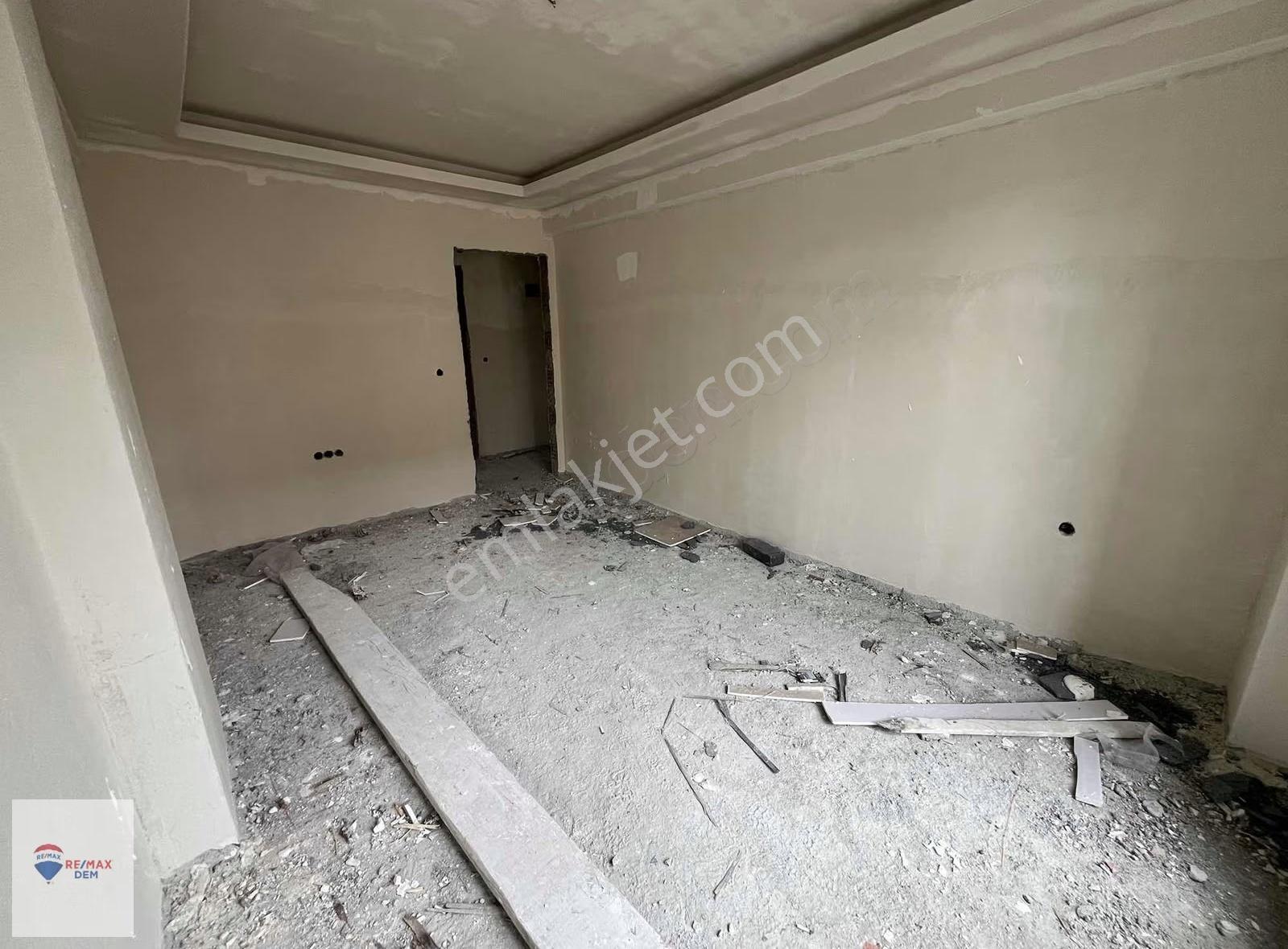 Remax Dem'den İnönü Mah. Ara Kat 3+1 Satılık 152 M2 Lüks Daire - Görsel 12
