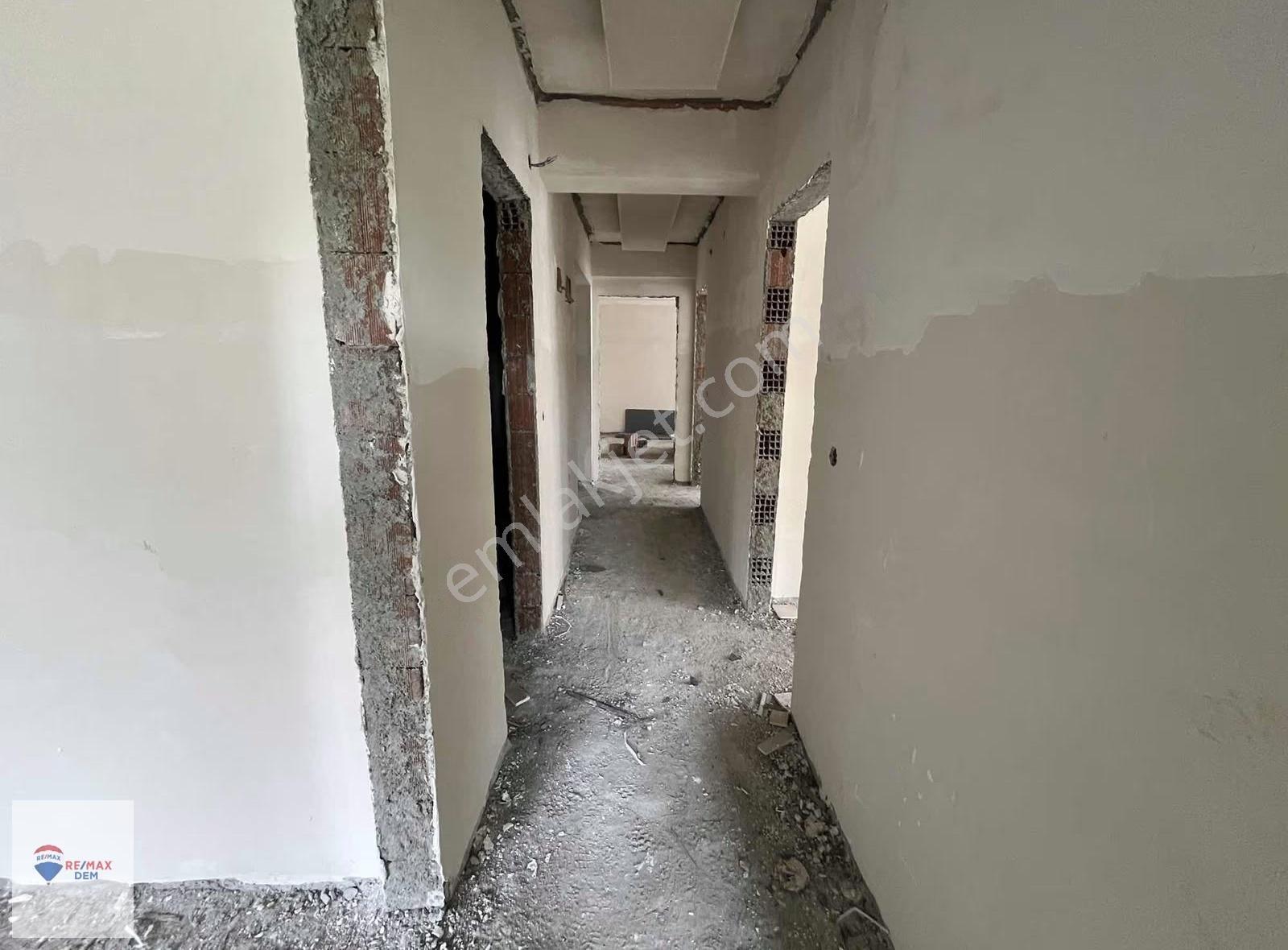 Remax Dem'den İnönü Mah. Ara Kat 3+1 Satılık 152 M2 Lüks Daire - Görsel 9