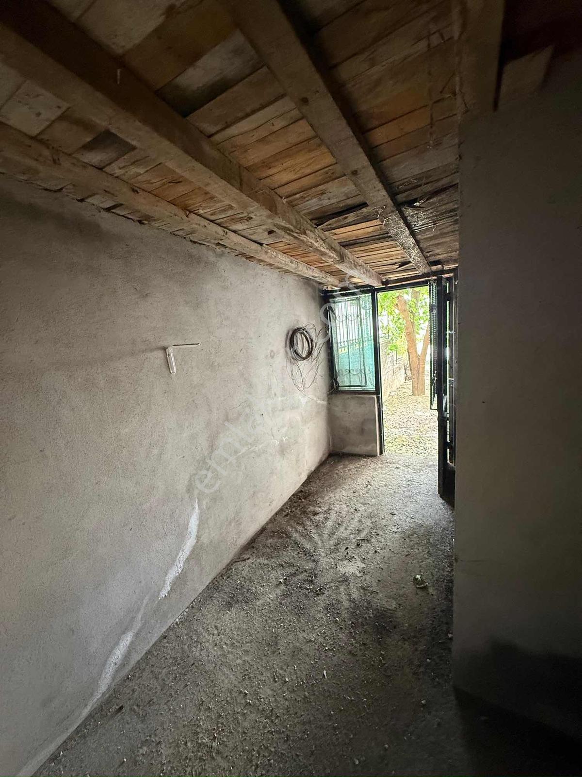 Kiralık 3+1 Ebeveyn Banyolu Dublex Daire Remax Vira - Görsel 10