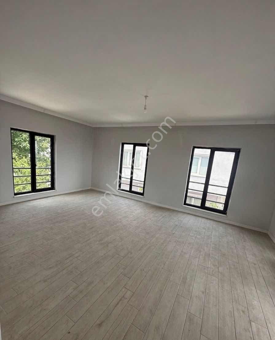 Kiralık 3+1 Ebeveyn Banyolu Dublex Daire Remax Vira - Görsel 24
