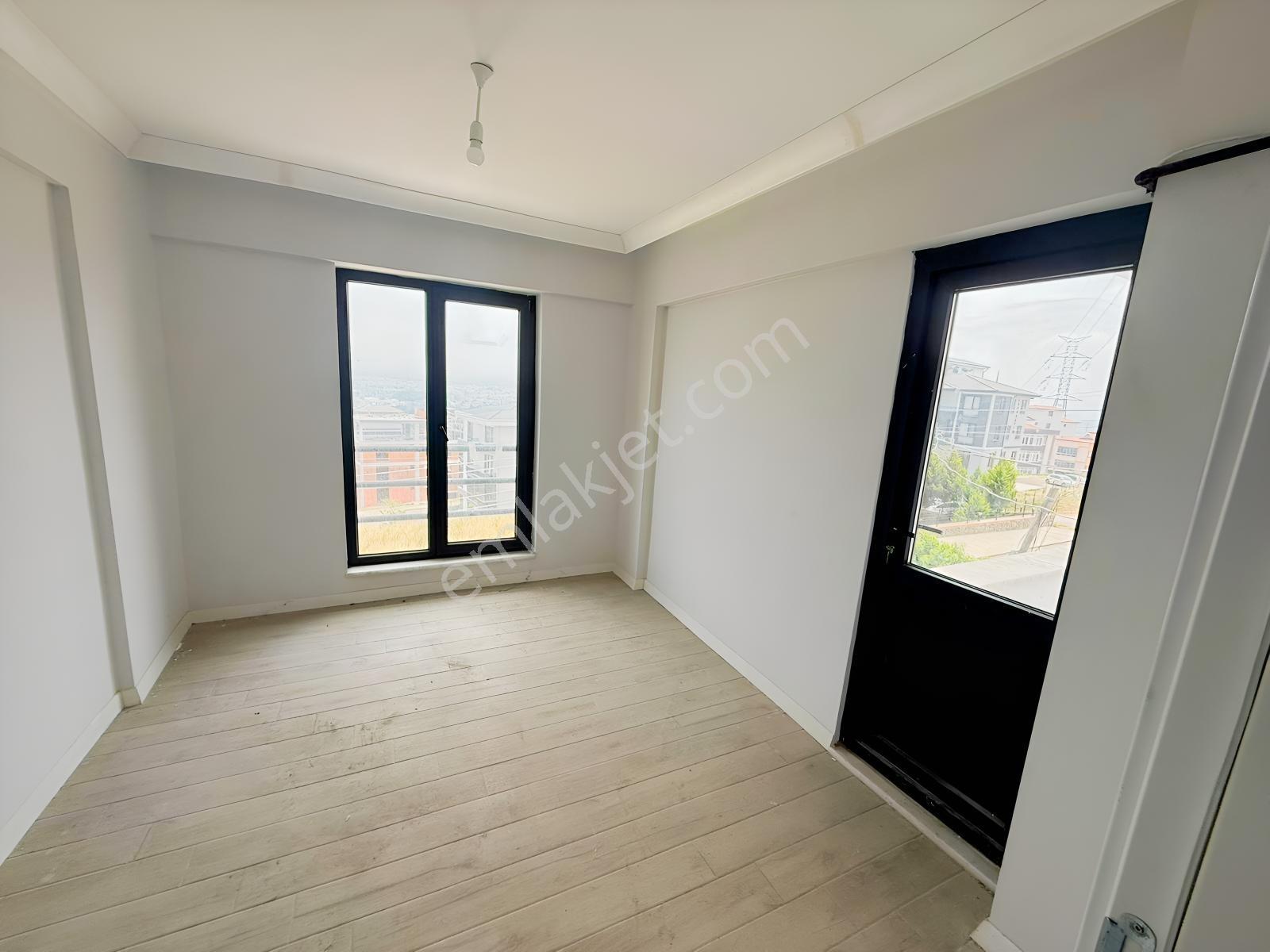 Kiralık 3+1 Ebeveyn Banyolu Dublex Daire Remax Vira - Görsel 23