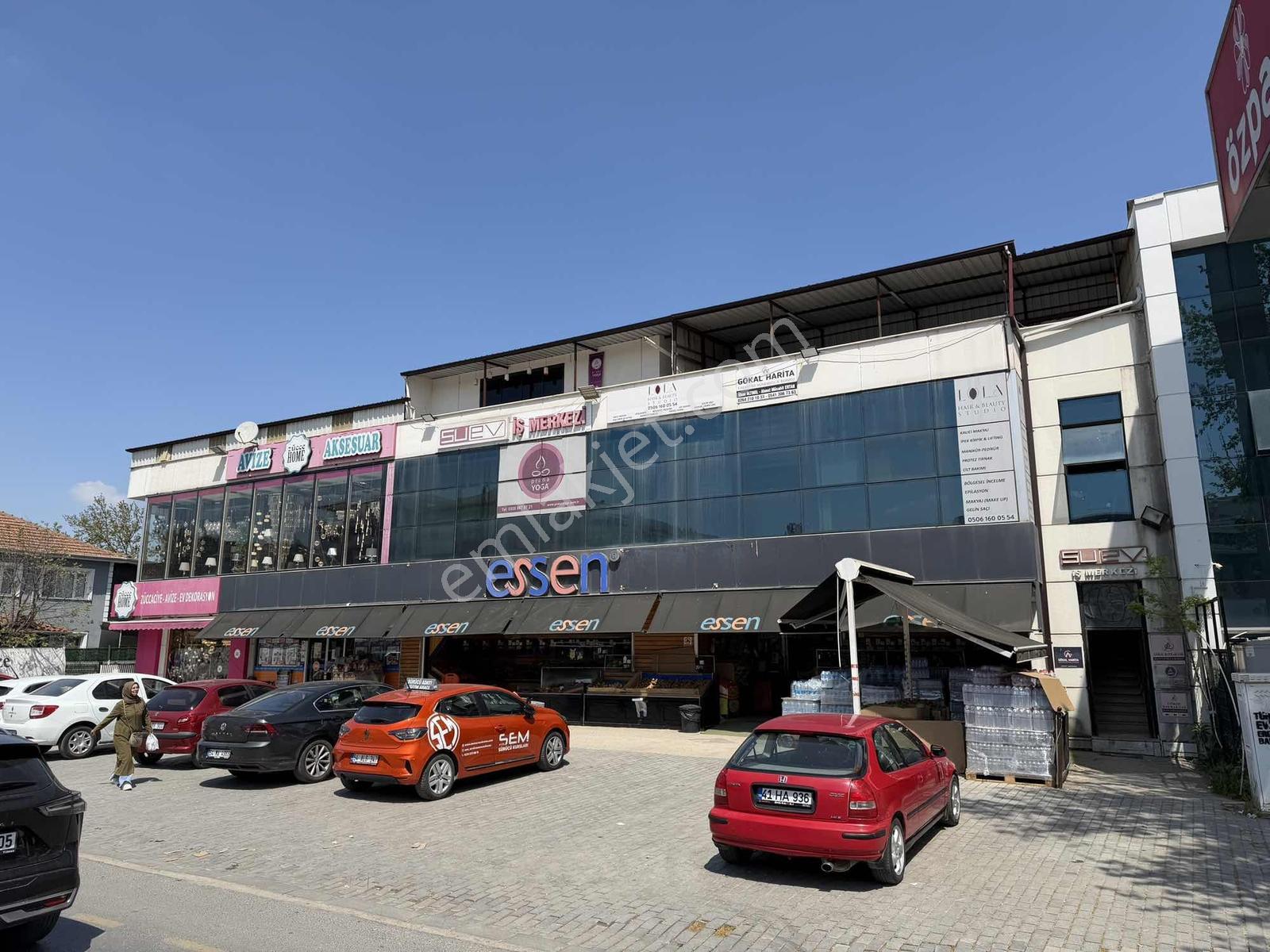 900m2 Serdivan Belediyesinde Kurumsal Kiracılı Dükkan Remax Vira - Görsel 16