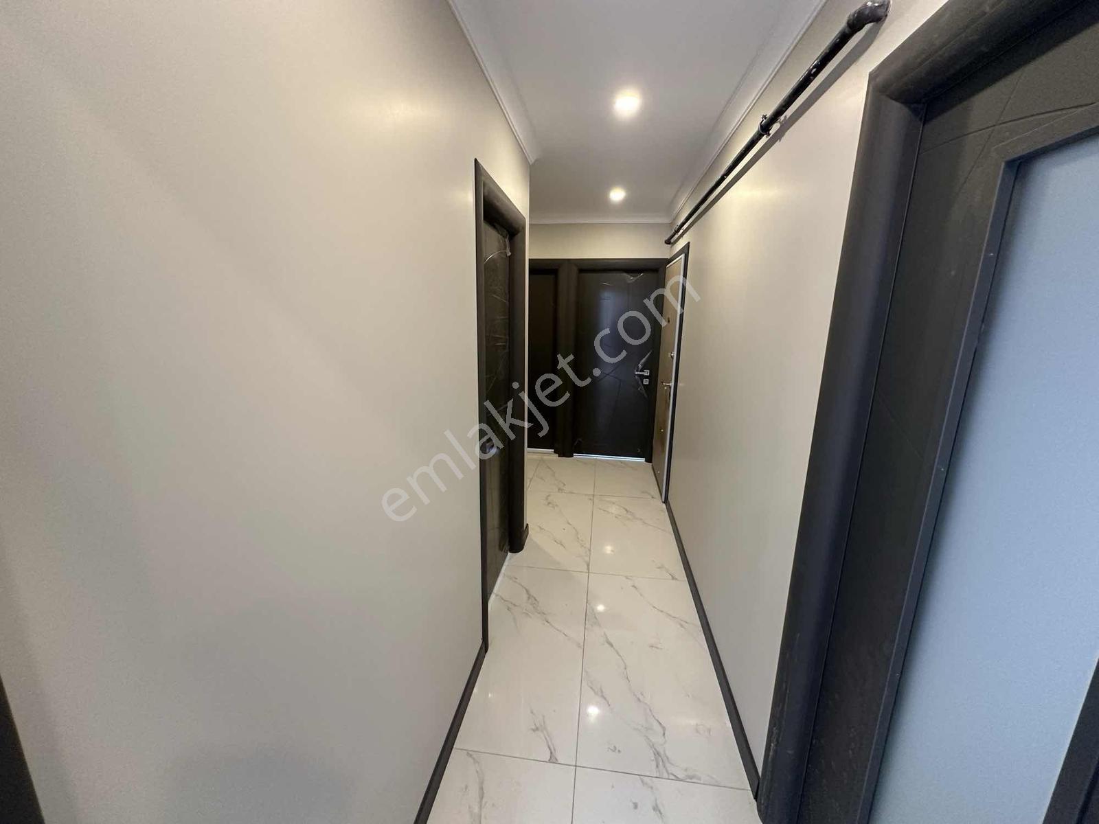 Cennet Mahallesinde Yeni Binada Ferah 3+1 | Metrobüse 3 Dakika - Görsel 14