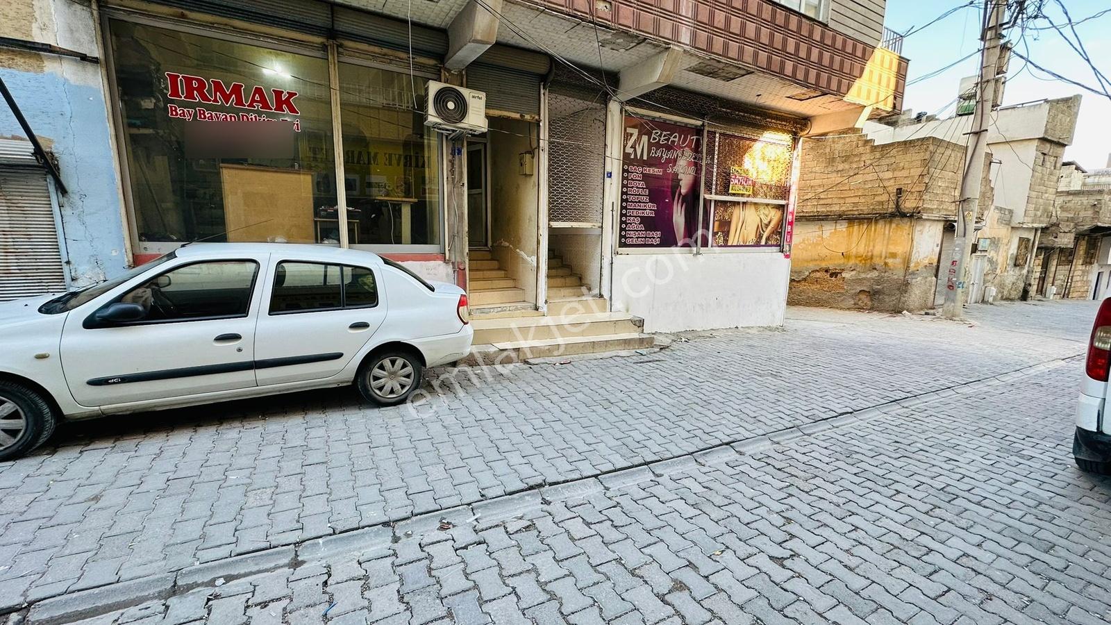 Düzgün Emlak'tan Açıksu Cad.1. Parsel Köşe Başı Dev Mağaza - Görsel 4