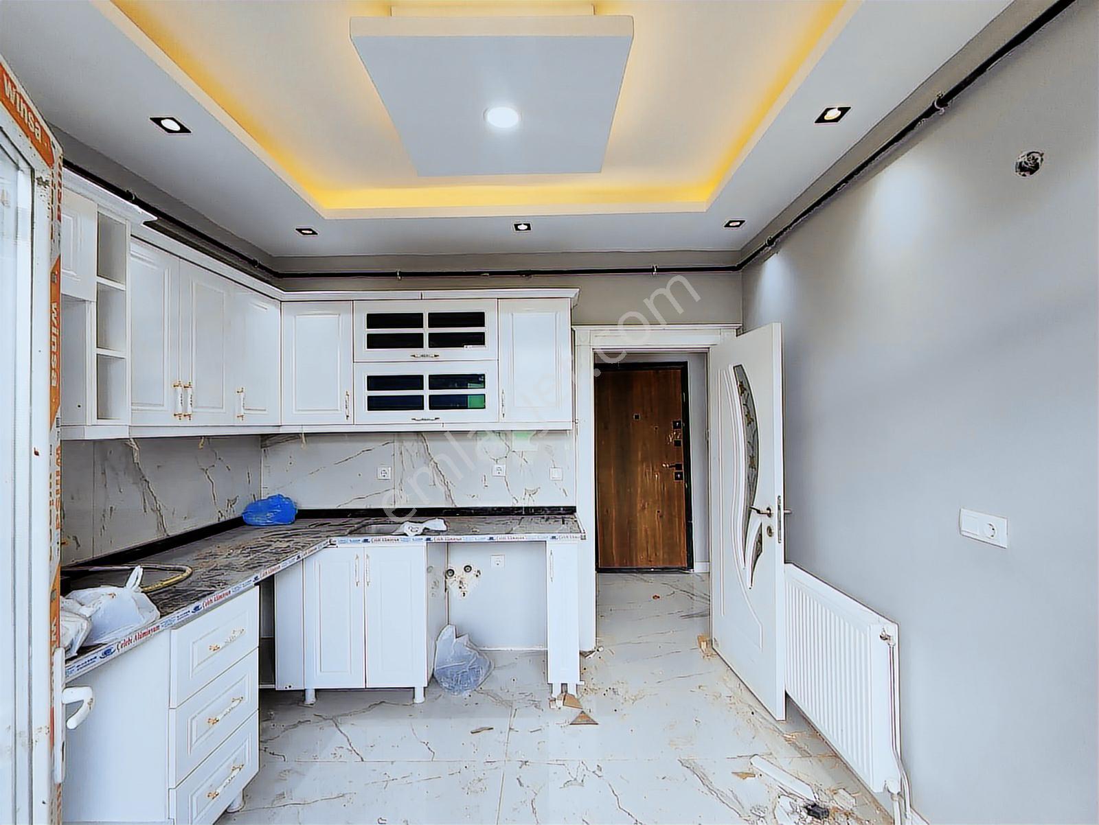 Hazar Gayrimenkul'den Zübeyde Hanım Caddesi Yanı 3+1 Lüx Daire