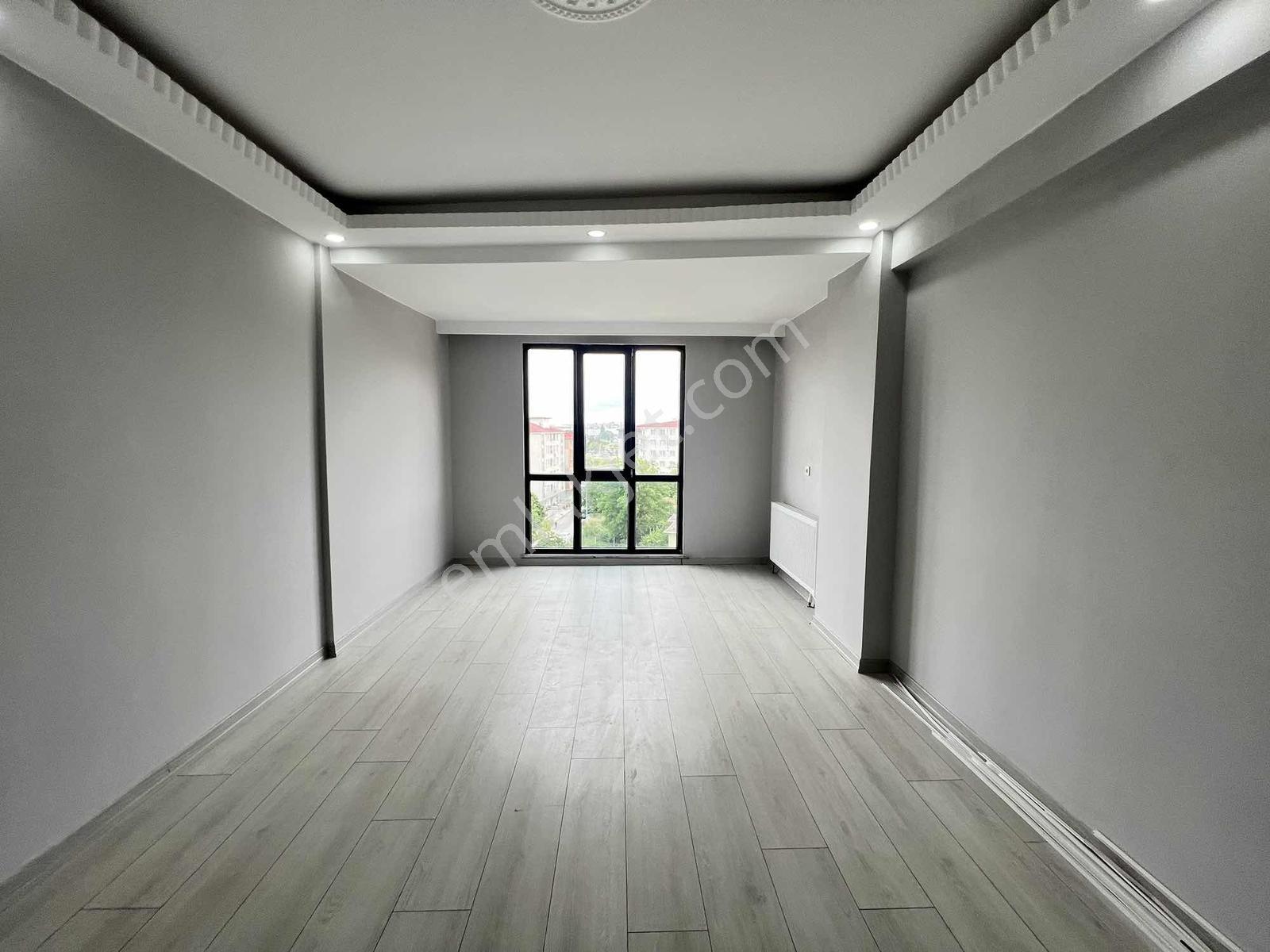 Ze/max^tan Atatürk Mah. Çorlu Cad. Satılık Yeni Yapı 3+1 Daire