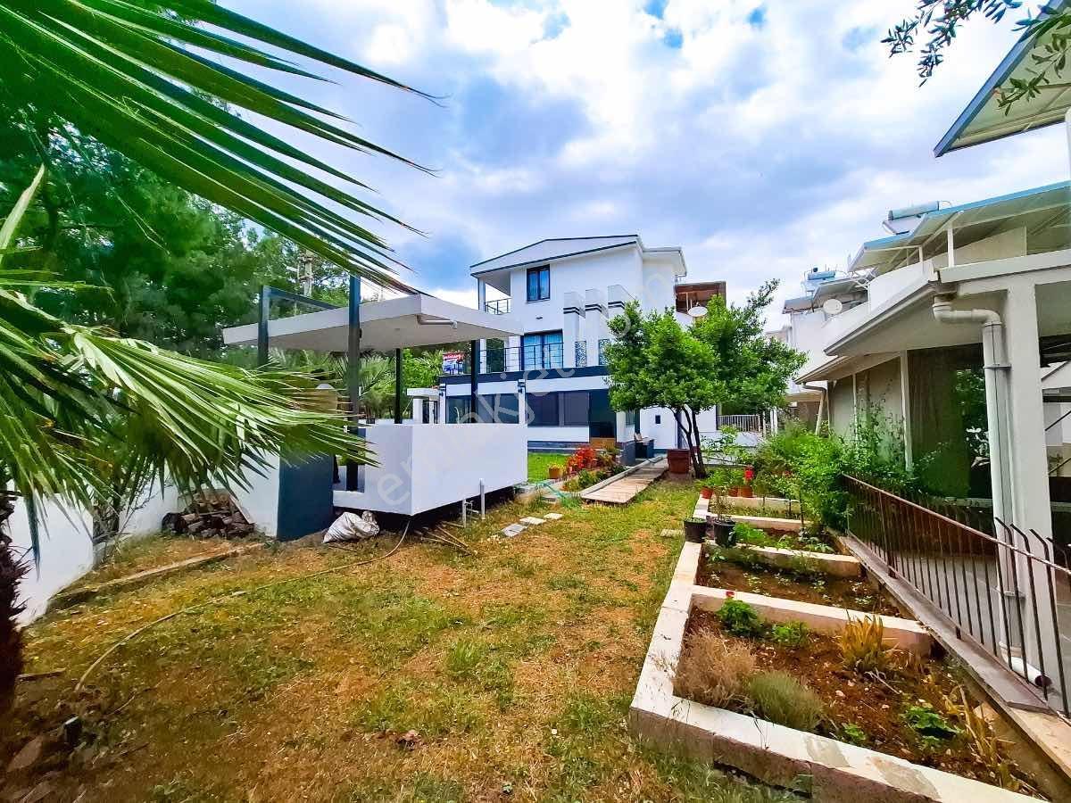 Didim Pamukkale Sitesinde 4+1 Müstakıl Geniş Bahçeli Villa - Görsel 12