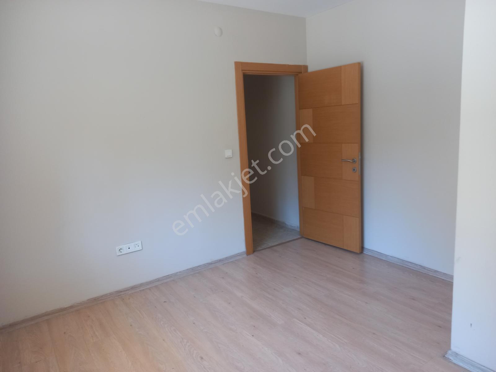 Çekmeköy Taşdelen Siteiçi Kiralık 2+1 Daire - Görsel 14