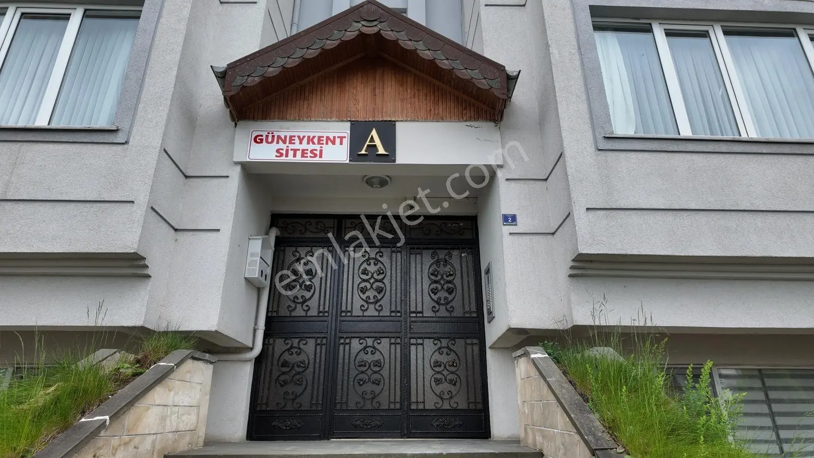 Güney Kent Sitesi | Boztepe Manzaralı, 3 Cepheli, Geniş 3+1 - Görsel 2