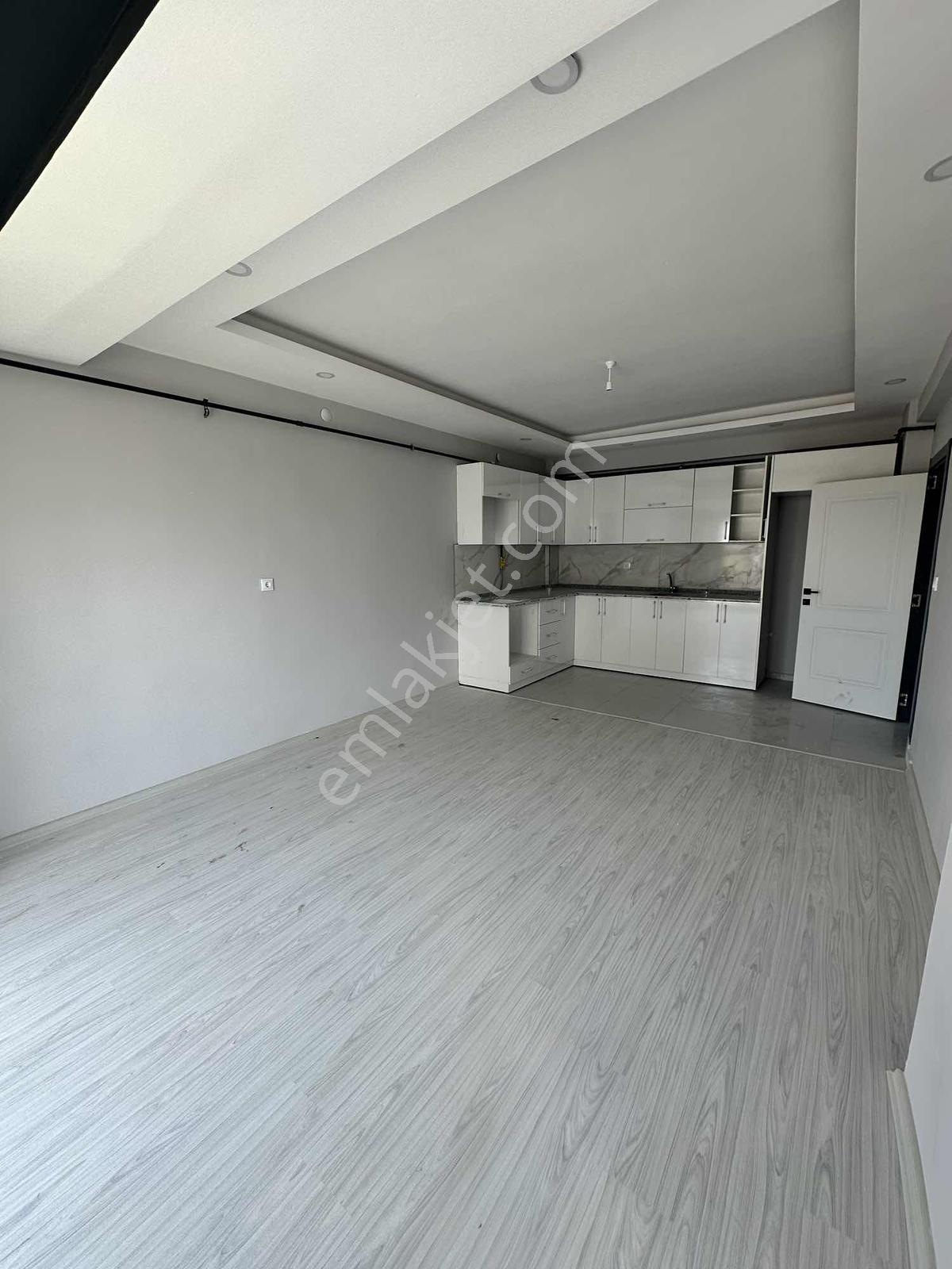 Turan Emlak'tan Yeni Şehir Mah.de Kiralık 2+0 Daire - Görsel 20