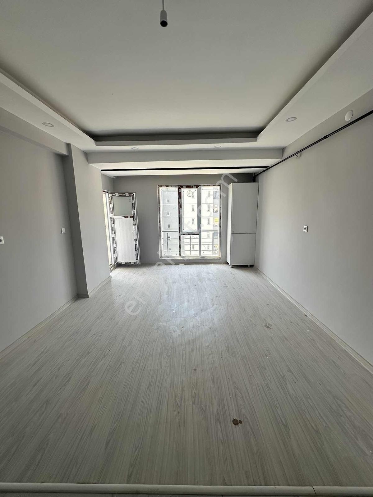 Turan Emlak'tan Yeni Şehir Mah.de Kiralık 2+0 Daire - Görsel 15