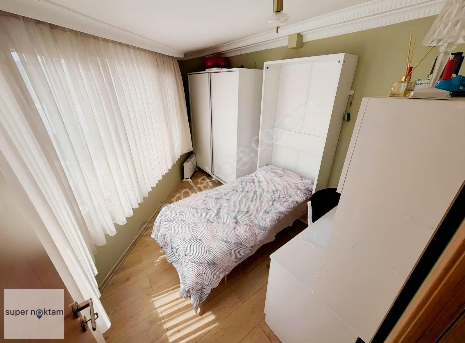 Satılık 3+1 İskanlı Daire: 120m², Krediye Uygun, Merkezi Konum - Görsel 2