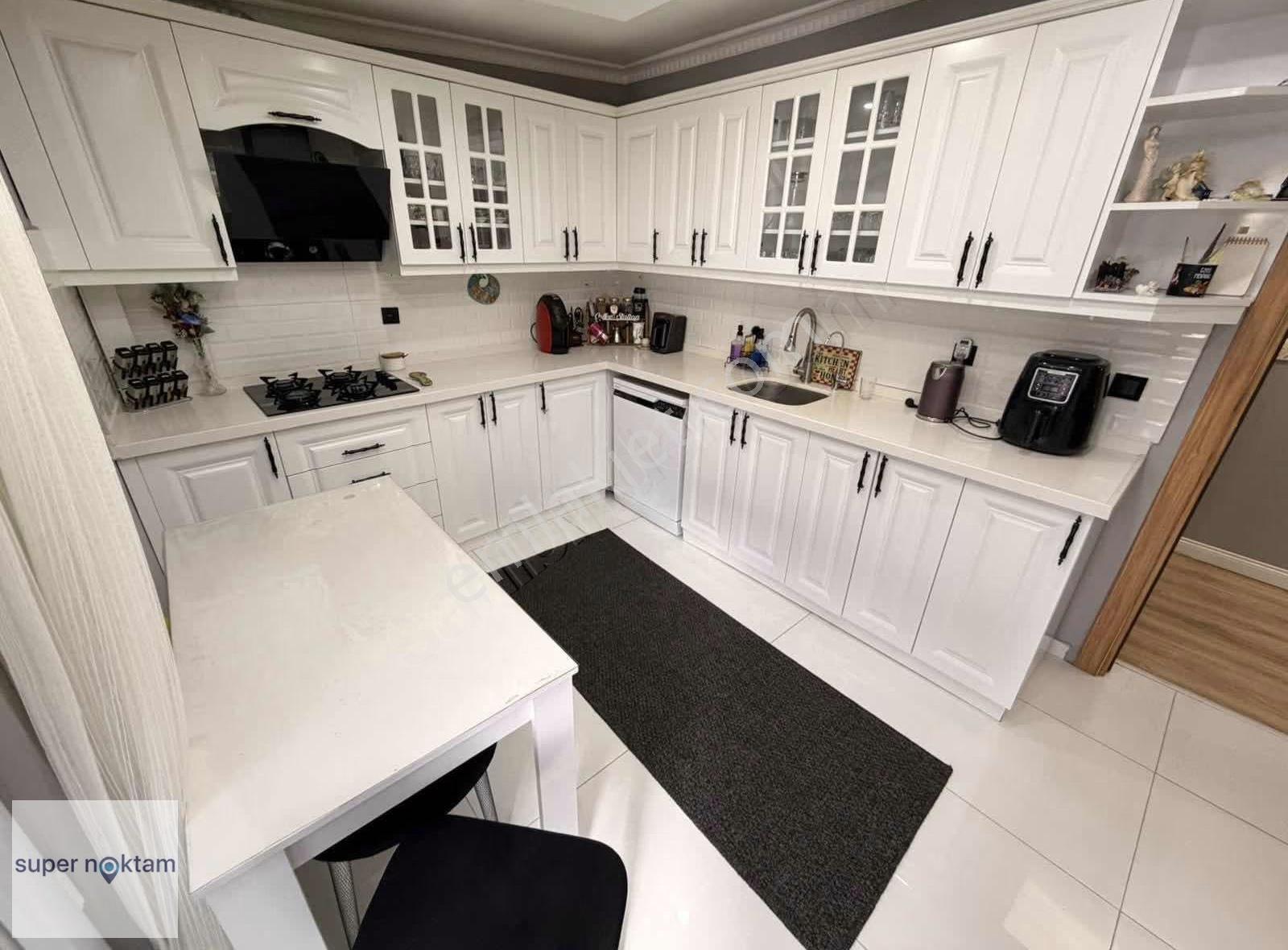 Satılık 3+1 İskanlı Daire: 120m², Krediye Uygun, Merkezi Konum - Görsel 33