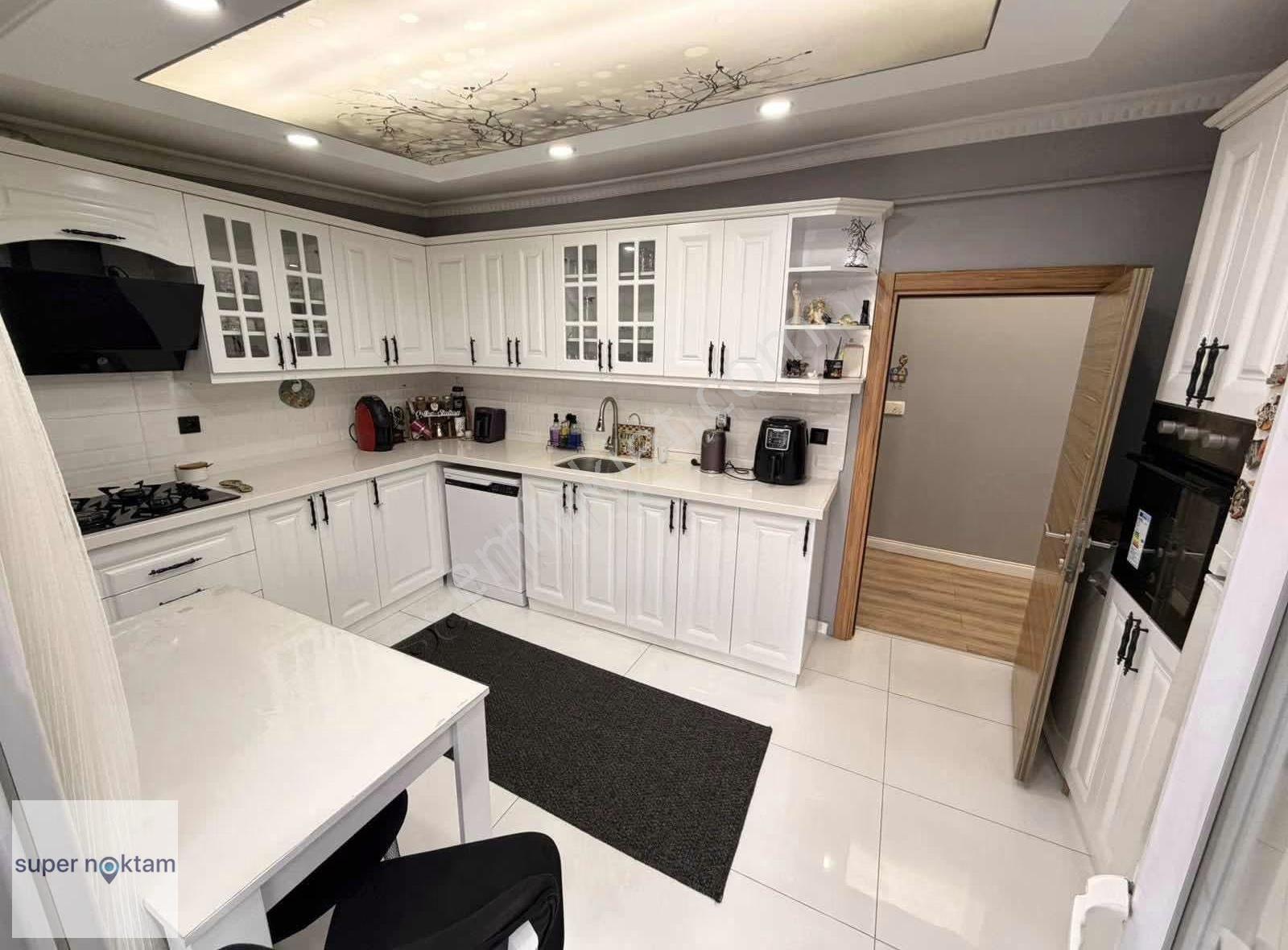 Satılık 3+1 İskanlı Daire: 120m², Krediye Uygun, Merkezi Konum - Görsel 13