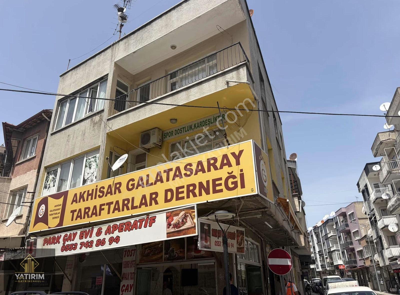 Şehir Merkezinde Komple Satılık Bina | 3 Dükkan + 2 Daire - Görsel 4