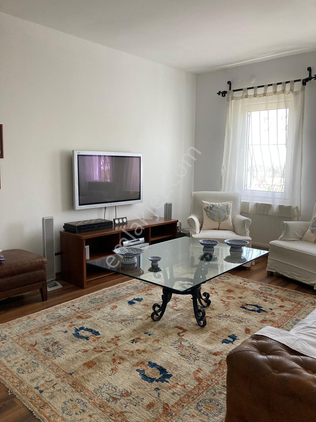 Bitez Asarlık Satılık Geniş Bahçeli Müstakil Villa - Görsel 9