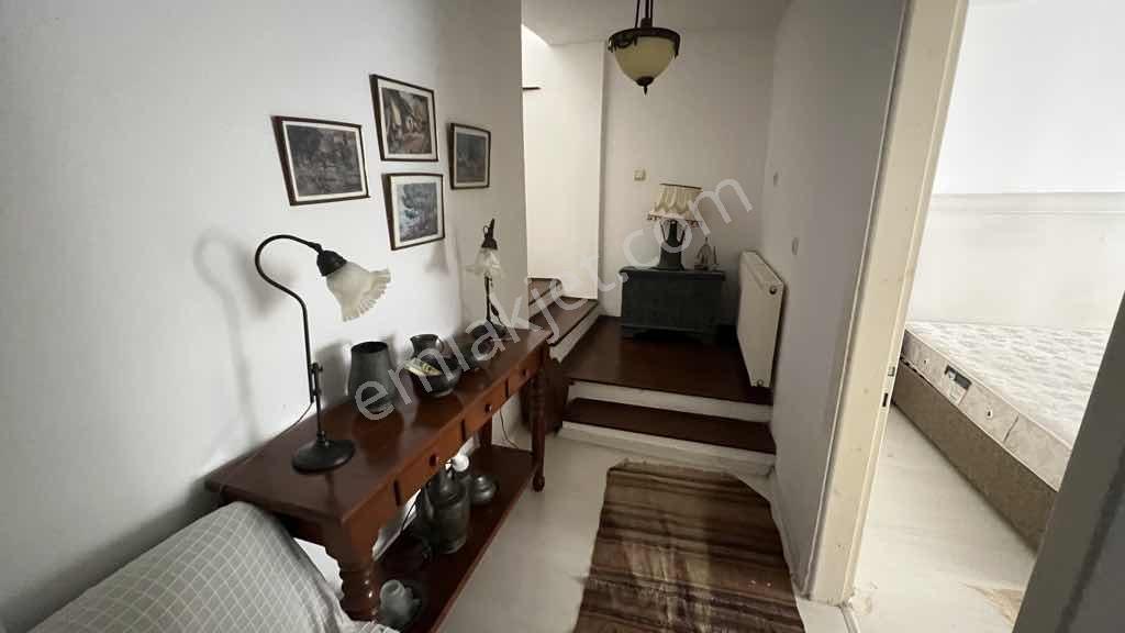 Bitez Asarlık Satılık Geniş Bahçeli Müstakil Villa - Görsel 12