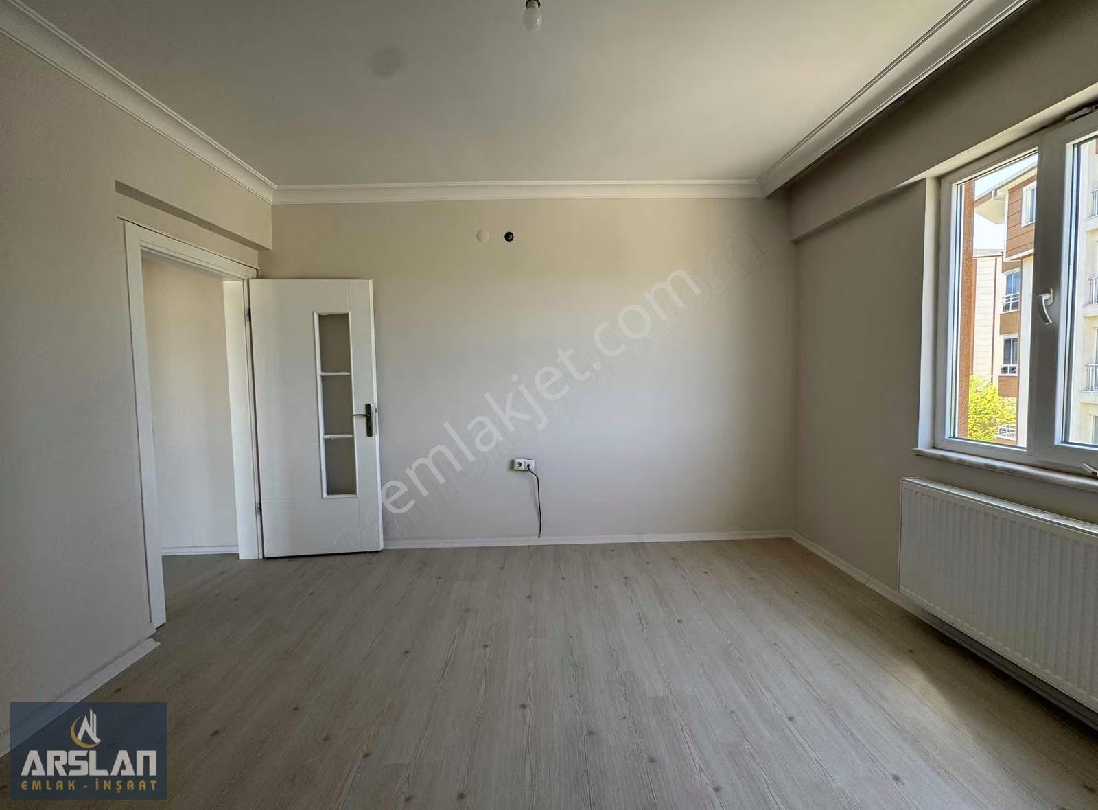 İnegöl Alanyurt Yeni Mah'de, Site İçi, 140m2, 3+1, Satılık Daire - Görsel 8