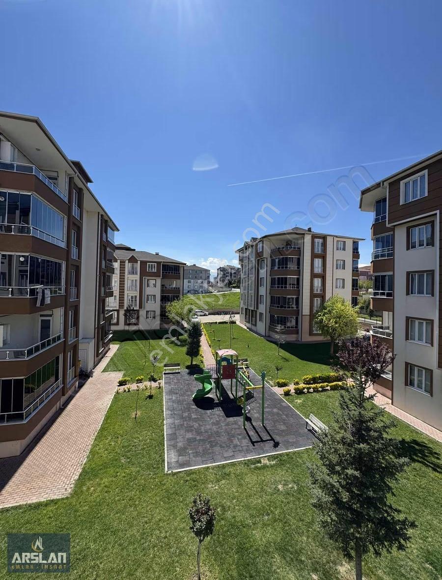 İnegöl Alanyurt Yeni Mah'de, Site İçi, 140m2, 3+1, Satılık Daire - Görsel 16