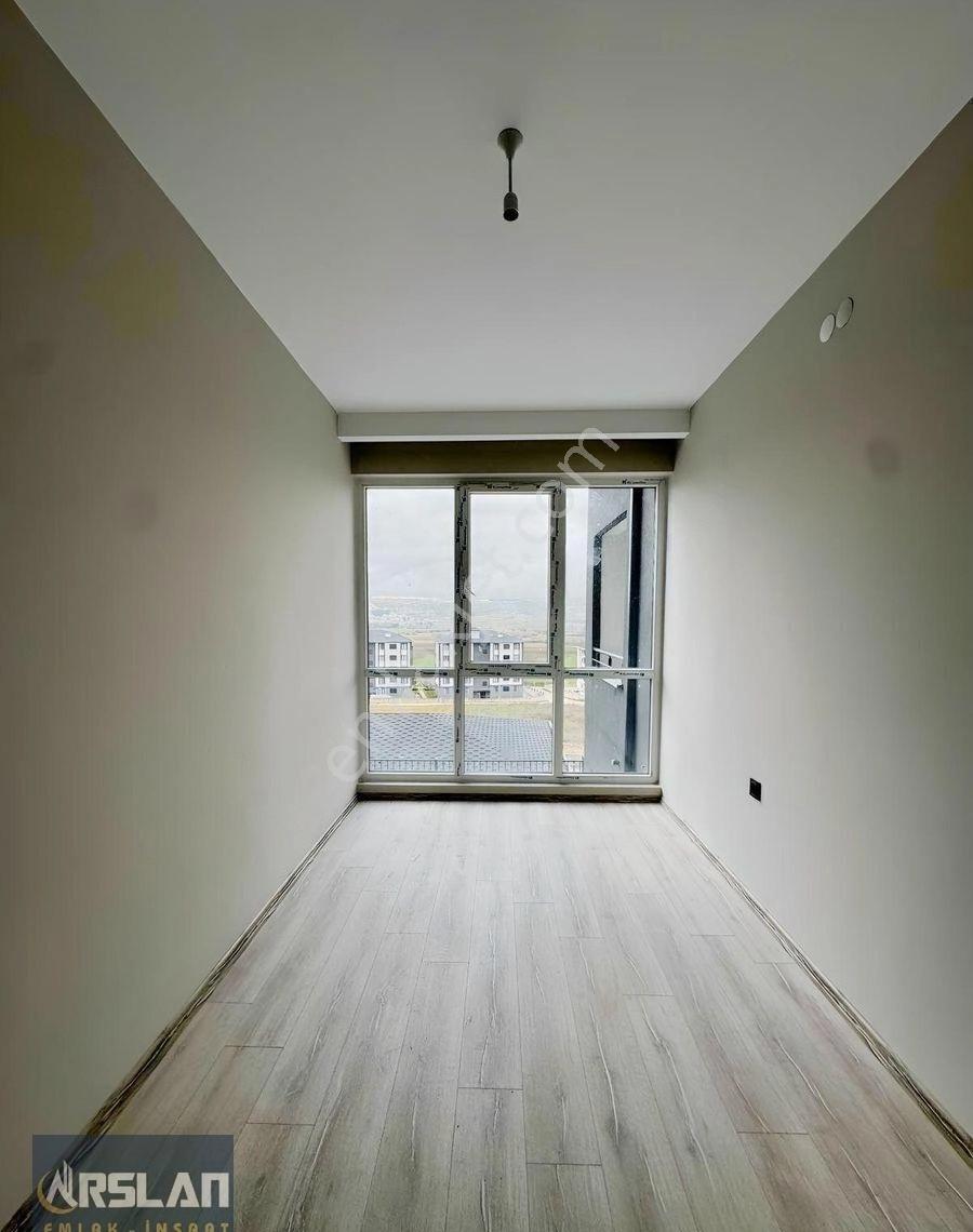 İnegöl Yunus Emre Mah.2+1,90m2,3.kat, Kapalı Havuz,satılık Daire - Görsel 23
