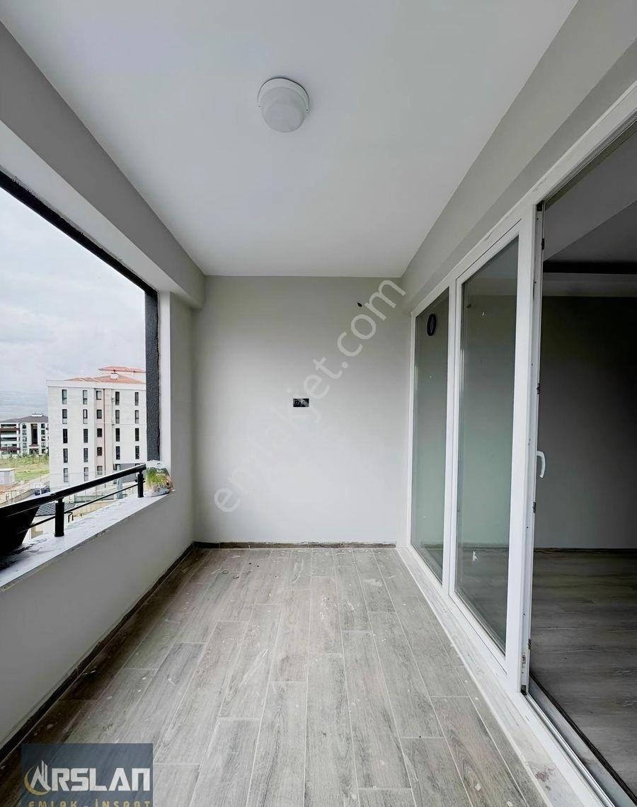 İnegöl Yunus Emre Mah.2+1,90m2,3.kat, Kapalı Havuz,satılık Daire - Görsel 8