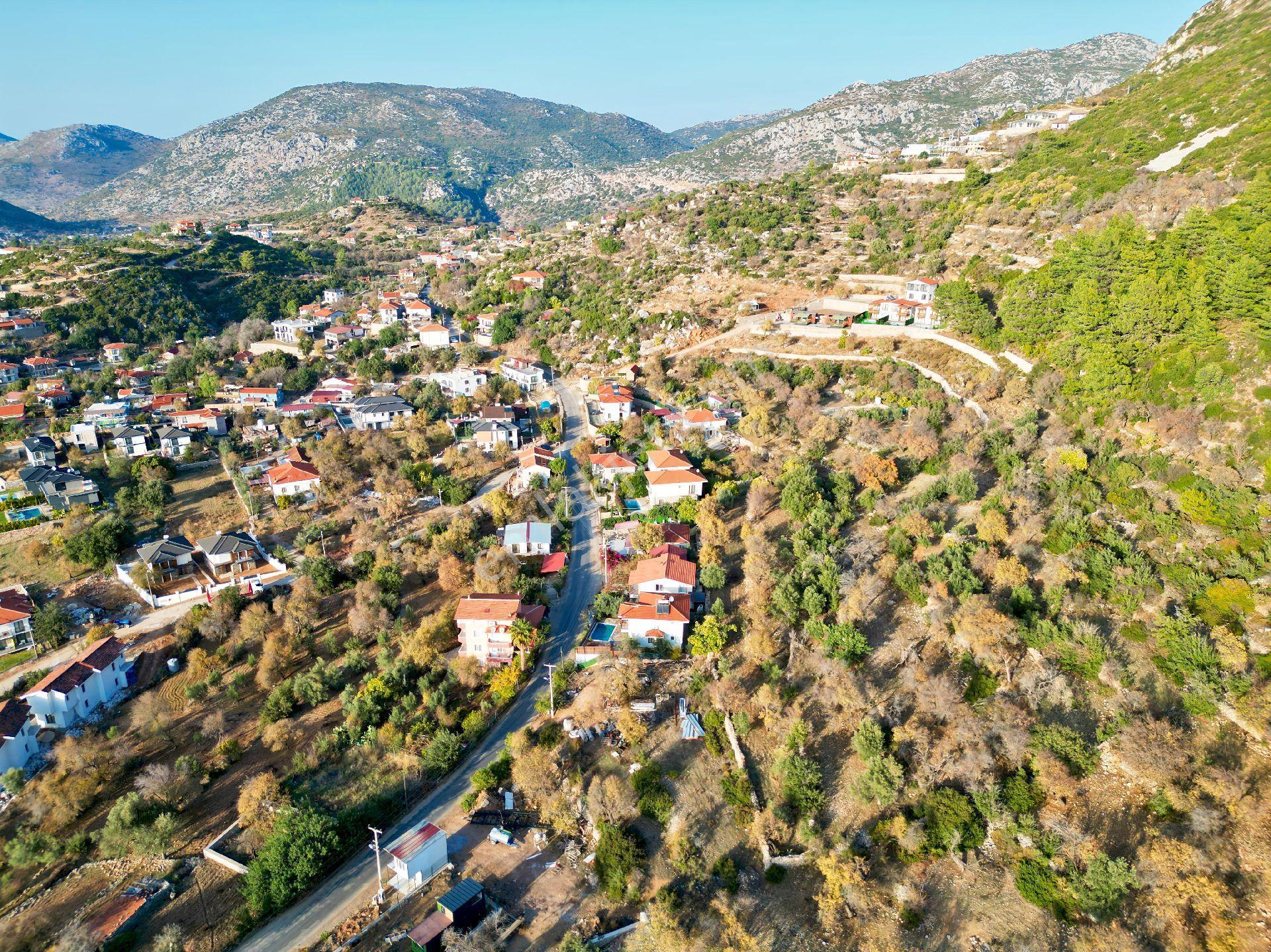 Joker: Marmaris Söğüt Villa Bölgesi Denize 1 Km Tarla