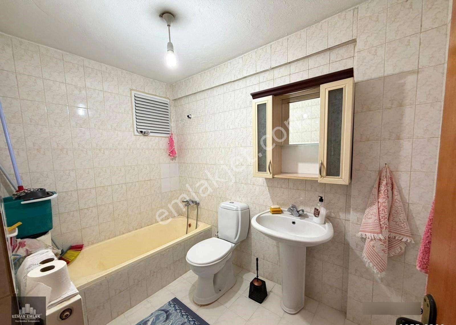 Uzman Emlak'tan İncirli Mh.de +kilerli+ebeveyn Banyolu Eşyalı Kiralık 2+1 Daire - Görsel 10