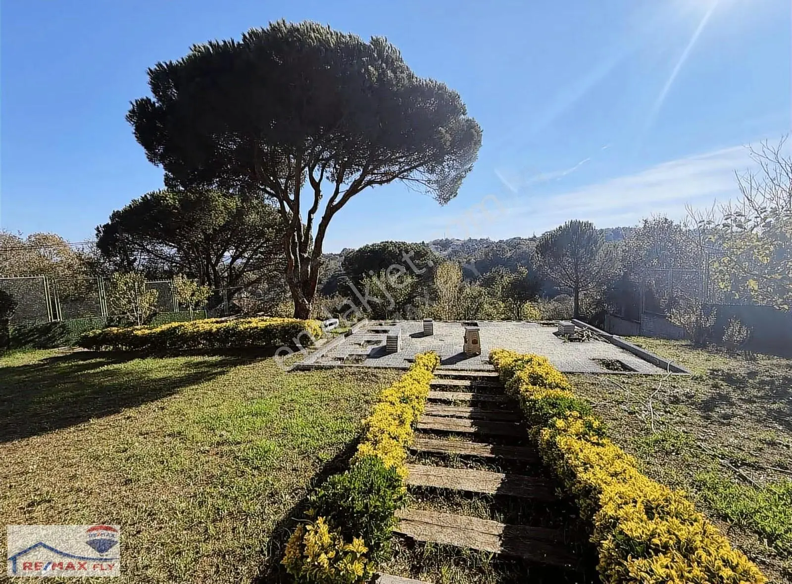 Tarabya Sümer Korusunda Müstakil Arsa