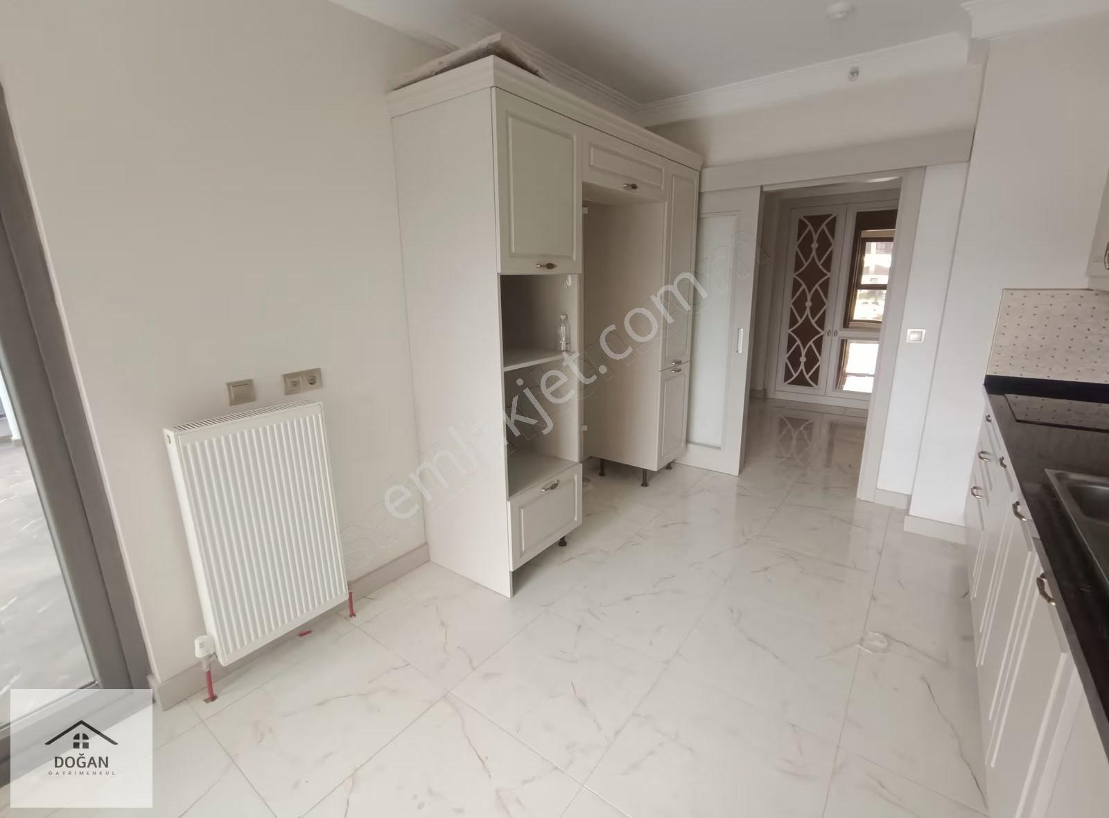 Eryaman Mevaşehir'de 4+1 Ara Katta Kiralık Geniş Lüx Daire - Görsel 2