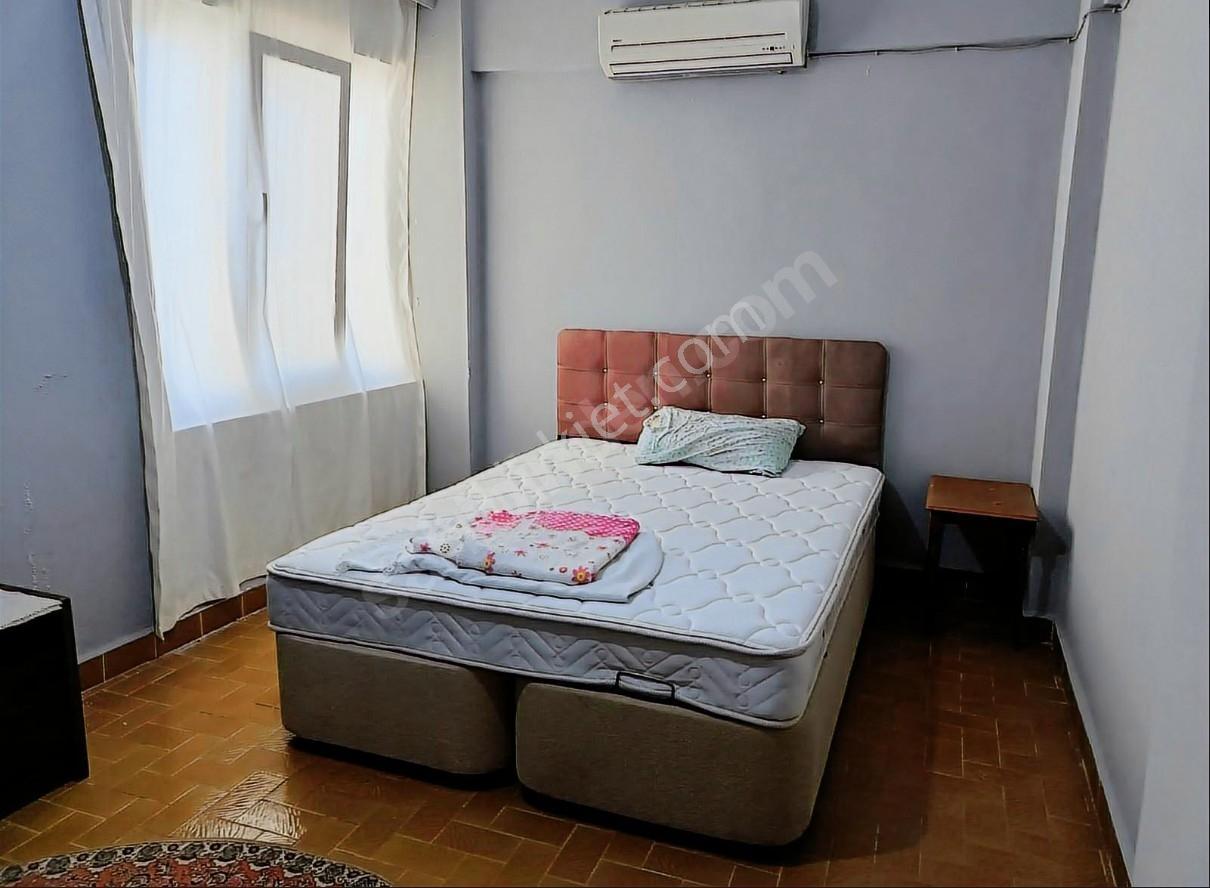 Yeniköyde Denize Sıfır Eşyalı Şömineli Manzaralı Satılık Daire - Görsel 12