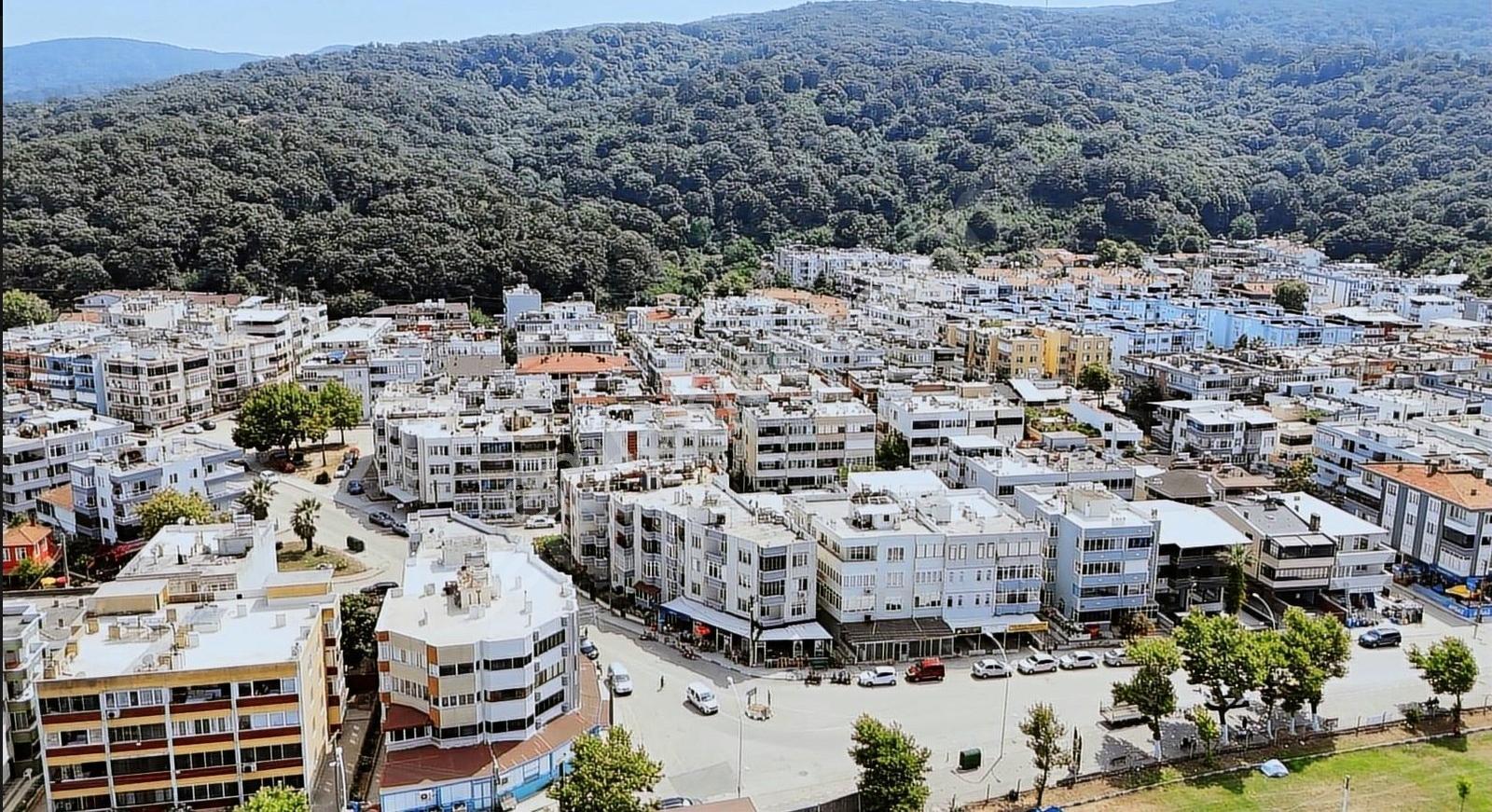 Yeniköyde Denize Sıfır Eşyalı Şömineli Manzaralı Satılık Daire - Görsel 15