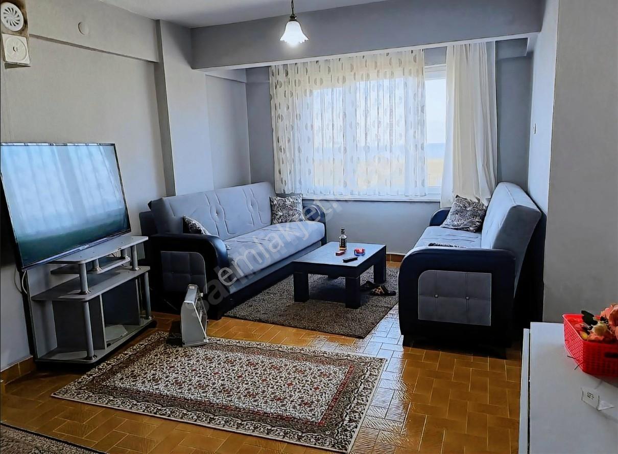 Yeniköyde Denize Sıfır Eşyalı Şömineli Manzaralı Satılık Daire - Görsel 7