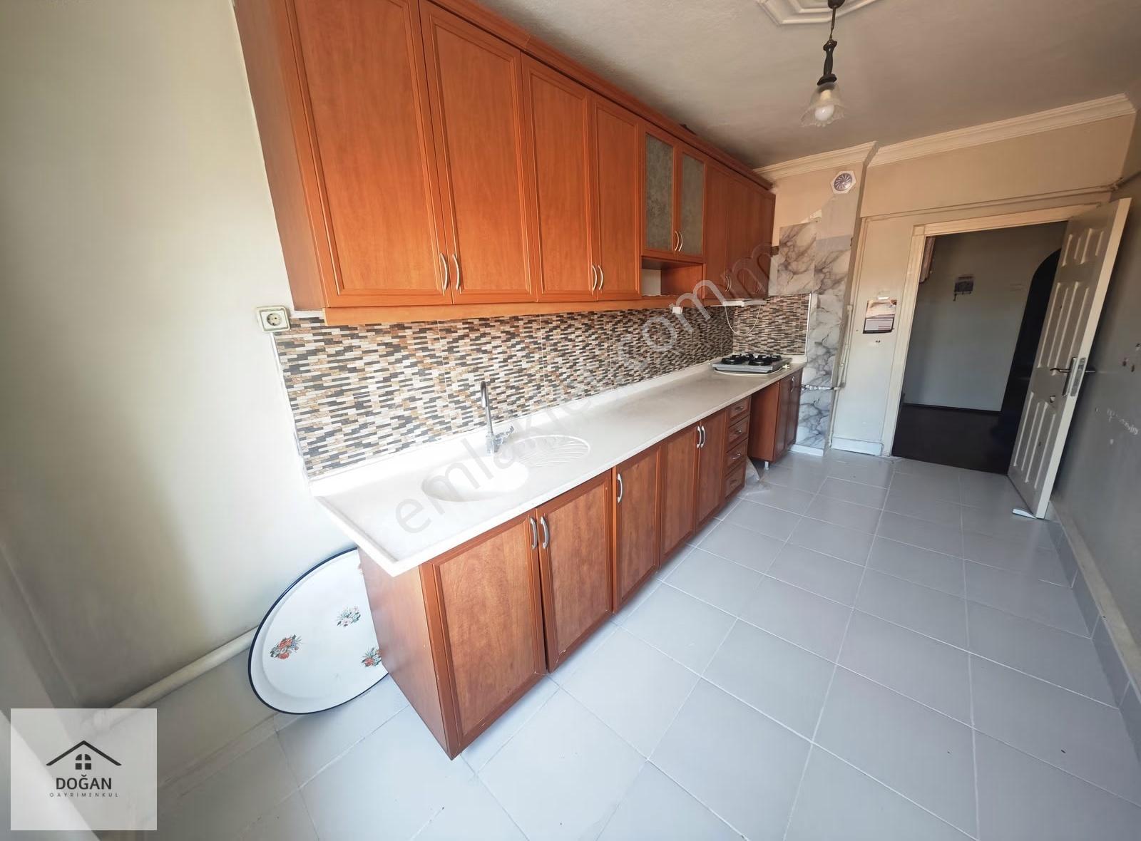 Sincan Atatürkte 3+1 Kiralık Katta Geniş Yapılı Bağımsız Daire - Görsel 10