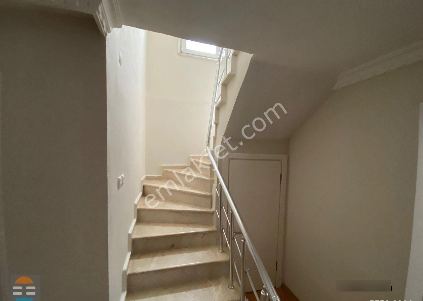 Sarımsaklı Merkezde Kiralık 3+1 Dubleks Villa - Görsel 12