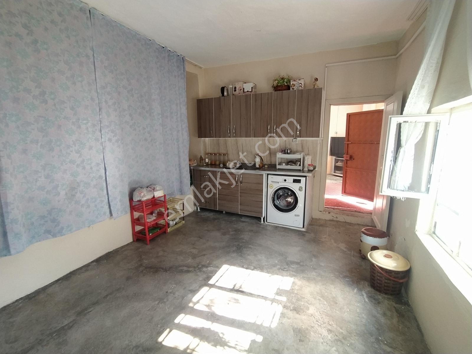 Bozova Merkezde Gölbaşı Mahallesinde 290m2 Satılık Müstakil Ev - Görsel 4