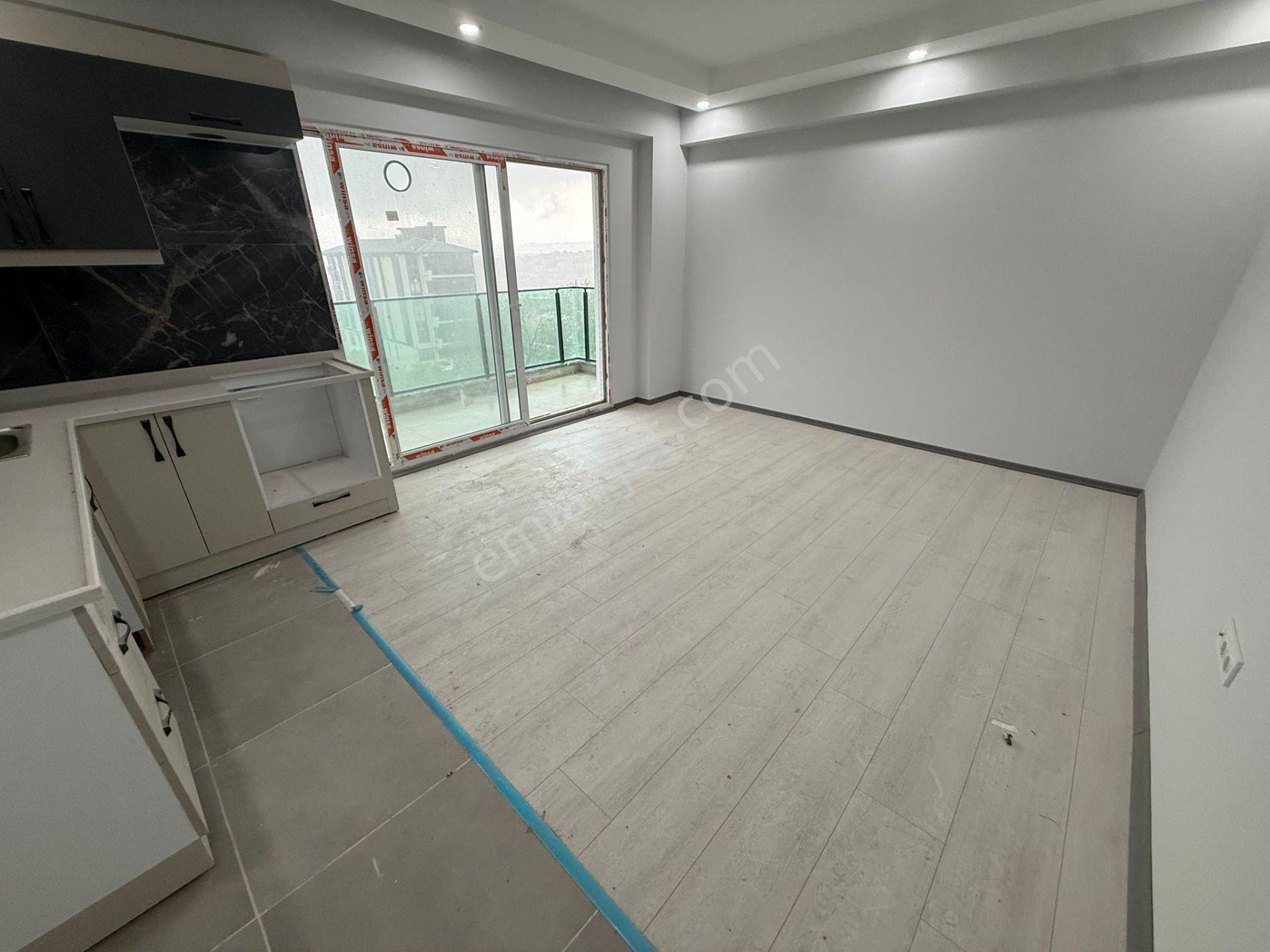 Delux'den Soğancılar Cd. Yakın Deniz Manzaralı Kiralık Sıfır 2+1 - Görsel 4