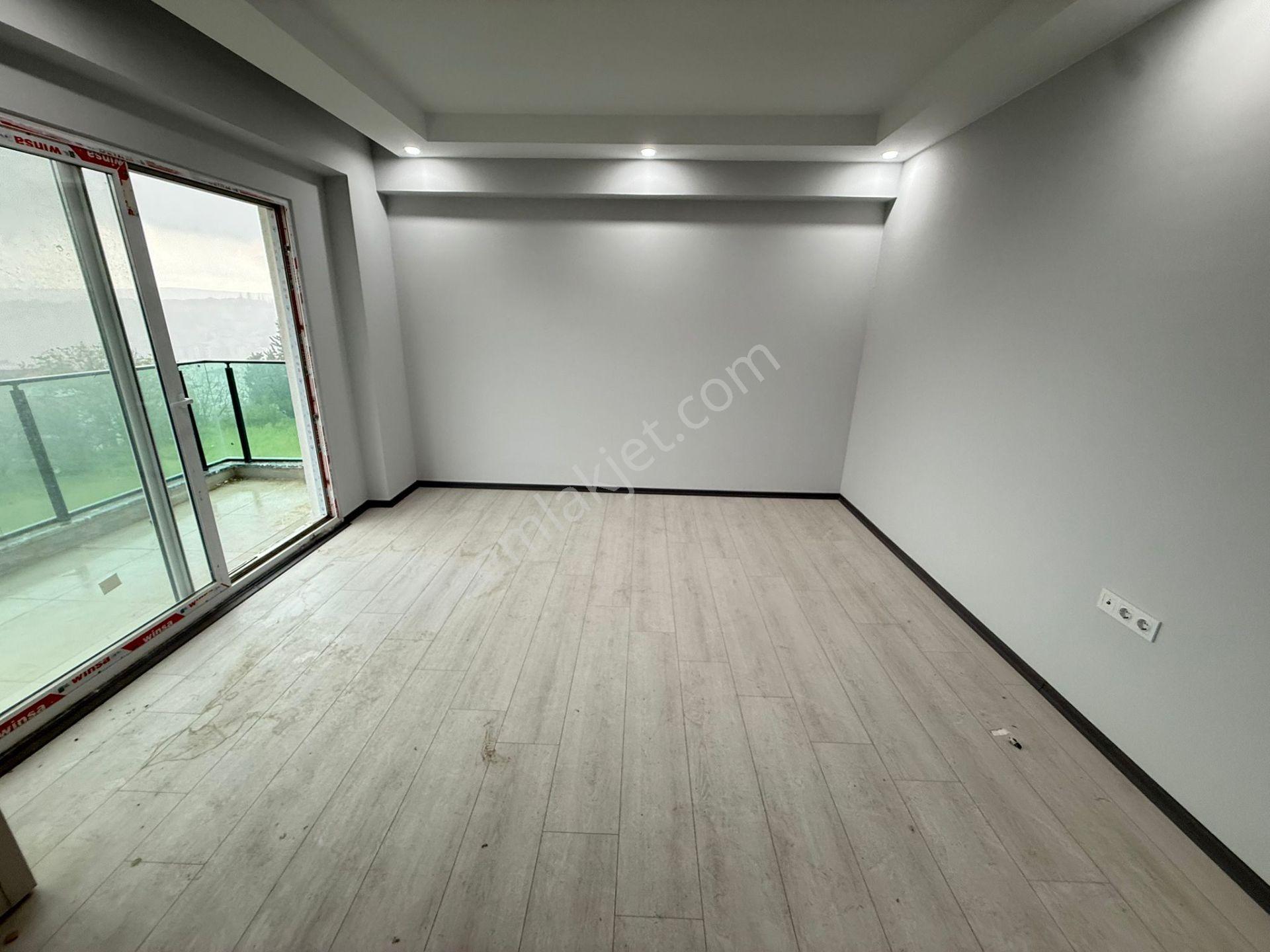 Delux'den Soğancılar Cd. Yakın Deniz Manzaralı Kiralık Sıfır 2+1 - Görsel 5