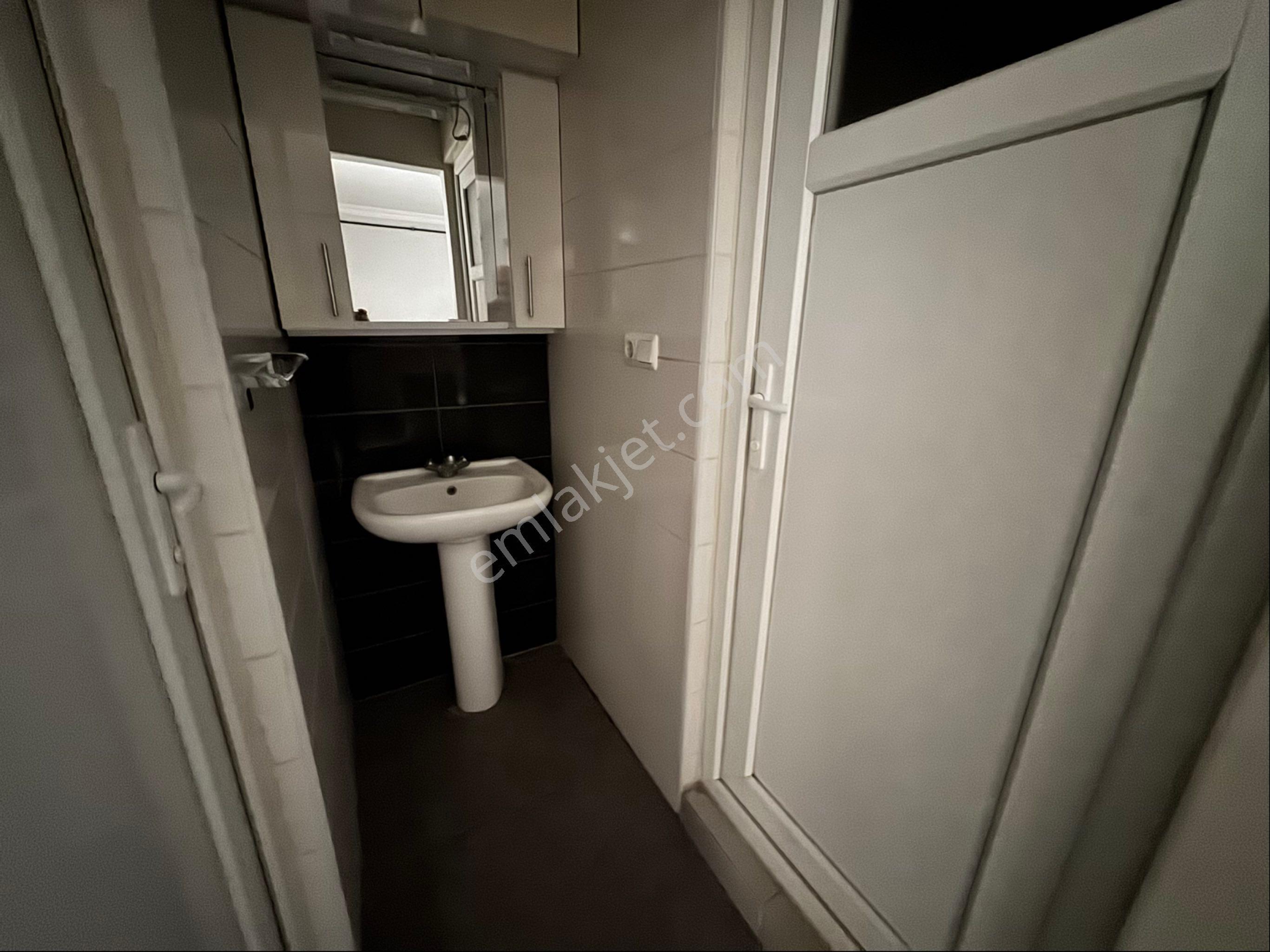 Berkay Emlaktan Turan Mahallesinde Eşyalı Kiralık Daire - Görsel 9