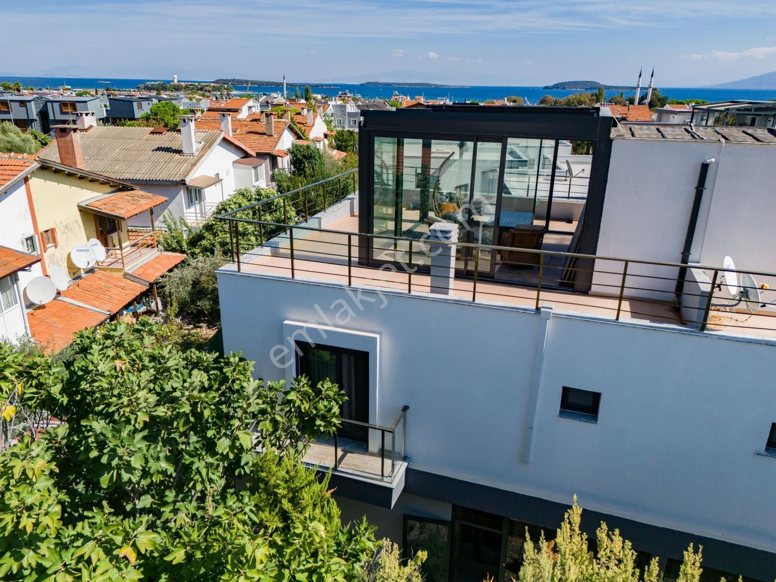 Çeşmealtı'nda, Havuzlu Site İçerisinde, Satılık, Eşyalı Villa - Görsel 6