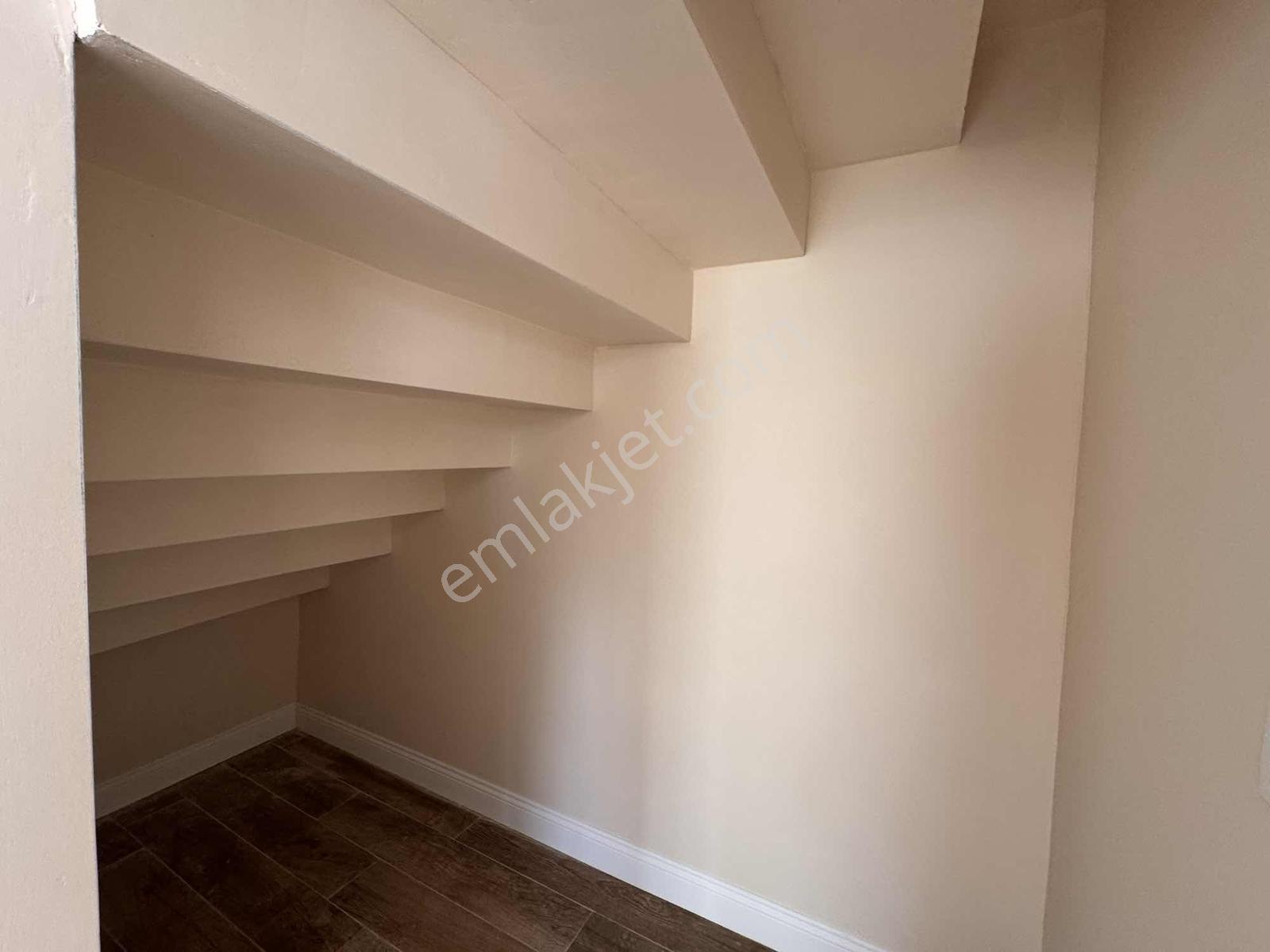 Site İçerisinde, Sıfır, Kiralık 3+1 Dublex Villa - Görsel 4