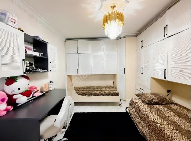Manisa Uncubozköyde Geniş Salonlu Ve Teraslı 260m² Dublex Daire - Görsel 7