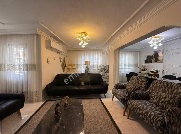 Manisa Uncubozköyde Geniş Salonlu Ve Teraslı 260m² Dublex Daire - Görsel 27