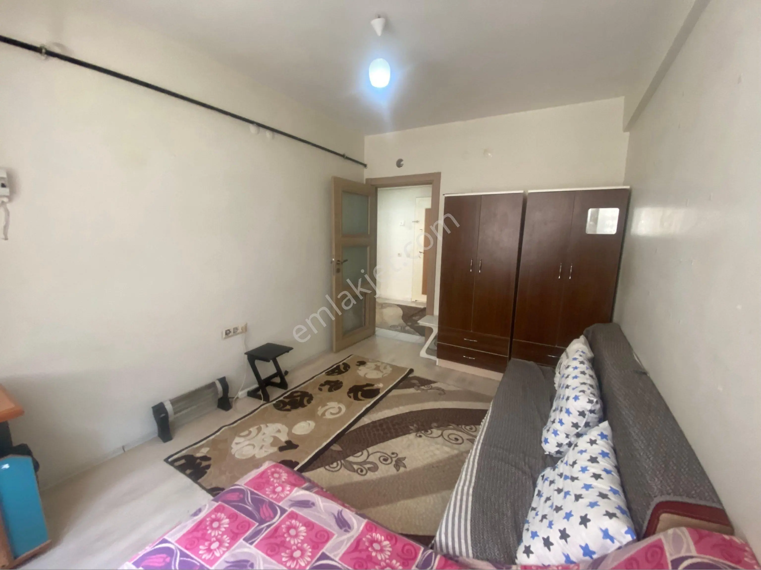 Sevgim’den Şirintepe Mahallesi Eczacıla Yürüme Mesafesinde Kiralık 1+1 Daire