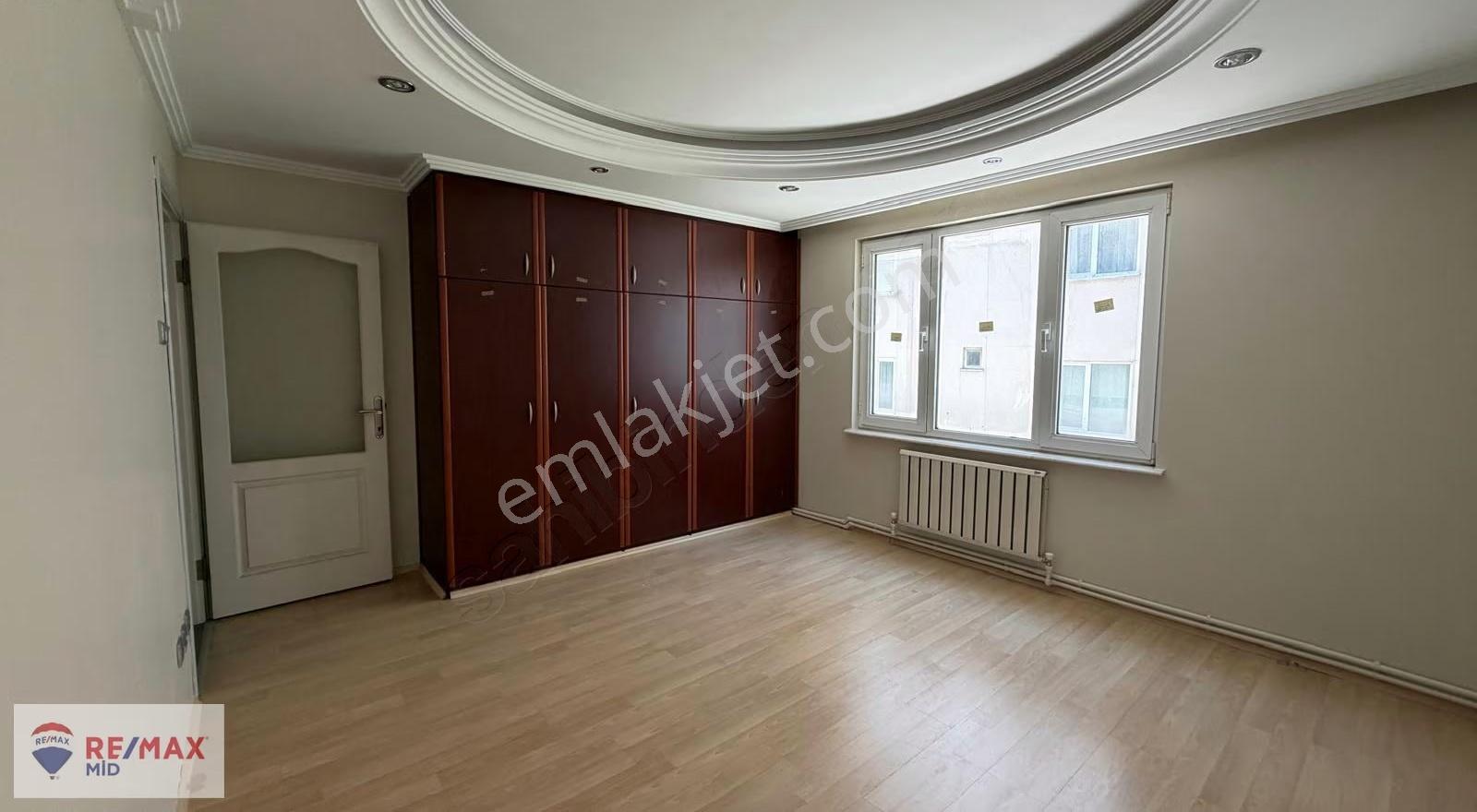 Remax Mid'den Bandırma Caddesi Üzerinde Geniş Kiralık Daire - Görsel 19