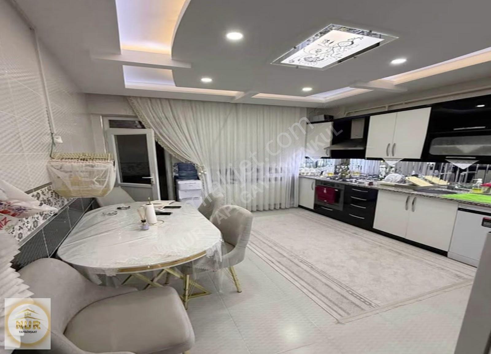 Nur Yapı'dan Bölgenin Gözde Dairesii!metrobüse 4dk!geniş M2 2+1 - Görsel 27