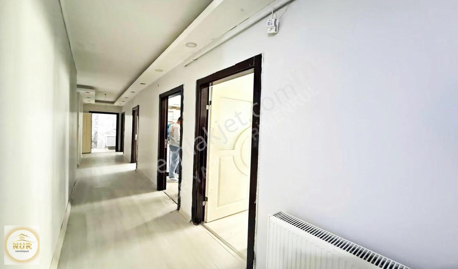 Nur Yapı'dan Cadde Üzeri Düz Giriş Seviyesinde 2+1 Bahçe Katı - Görsel 31