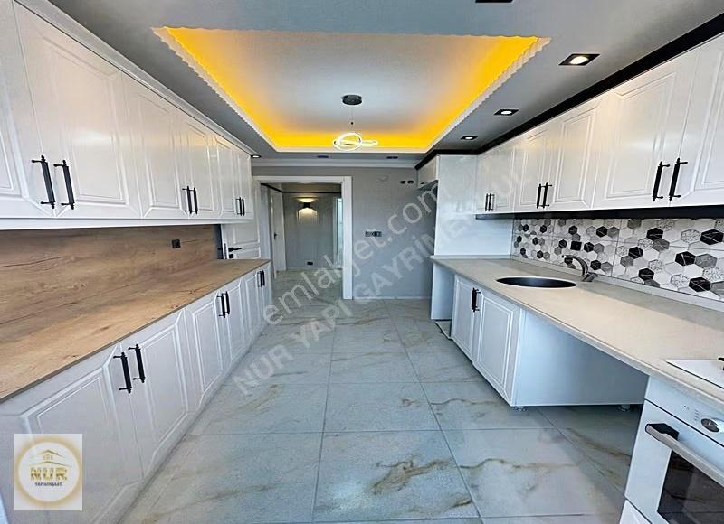 Nur Yapı'dan Fırsat Acil Satılık 2+1 110 M² Geniş Ara Kat Daire - Görsel 8