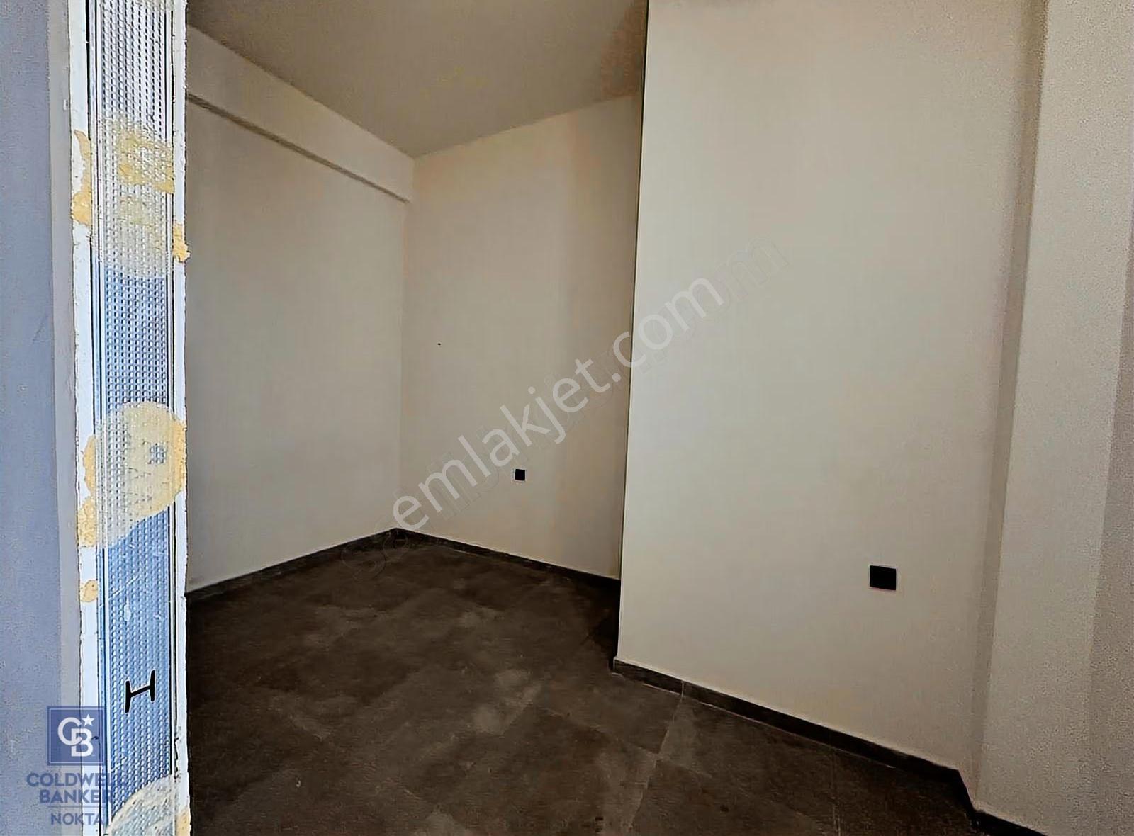 Foça Kazım Dirik Mah. Merkezi Konum Kiralık Dükkan - Görsel 7