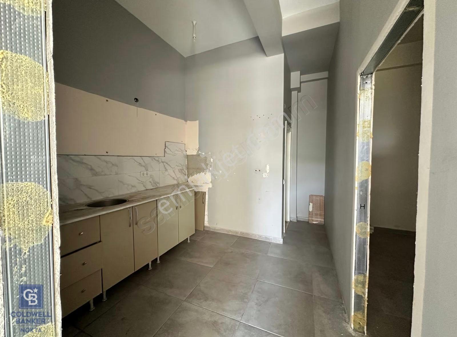 Foça Kazım Dirik Mah. Merkezi Konum Kiralık Dükkan - Görsel 23