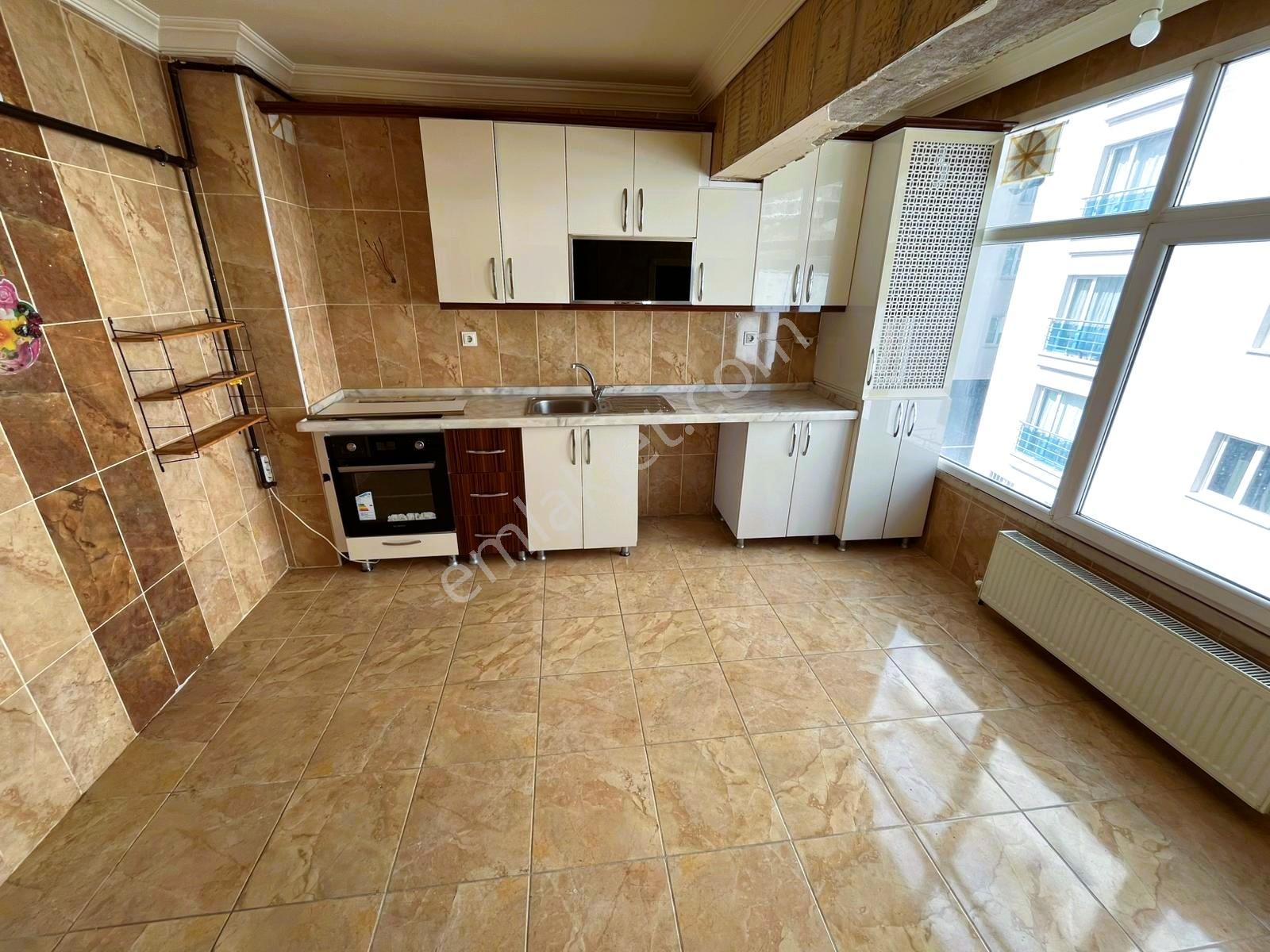 Mamak Doğukent Caddesi Üzerinde Asansörlü 4+1 Kiralık Dubleks.. - Görsel 23
